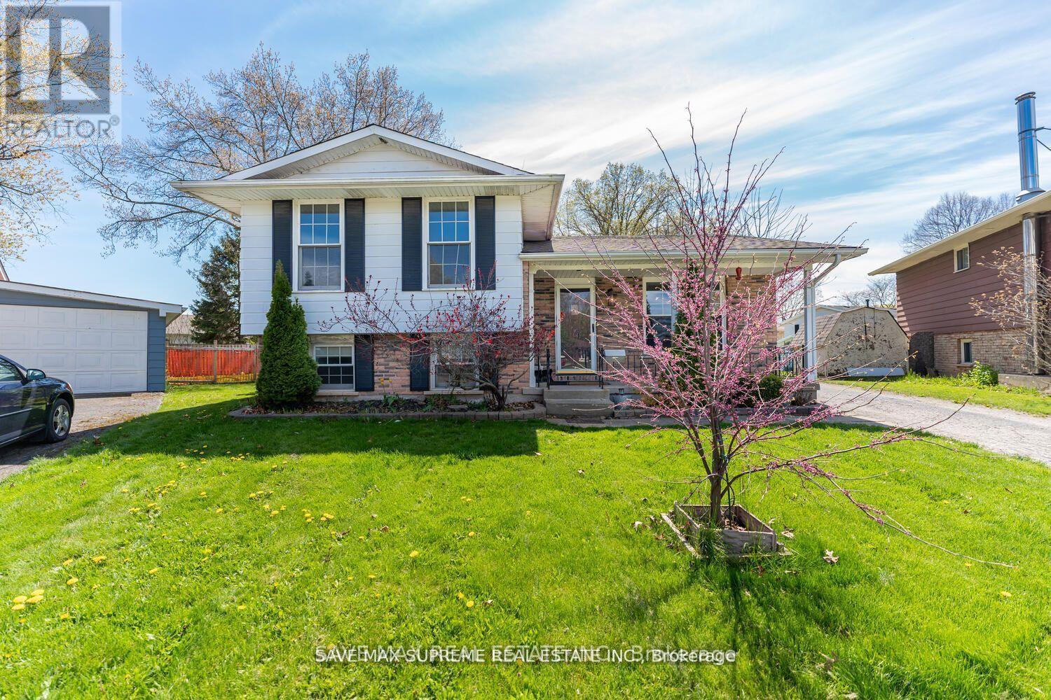 8 ALTMAR COURT, St. Catharines, Ontario