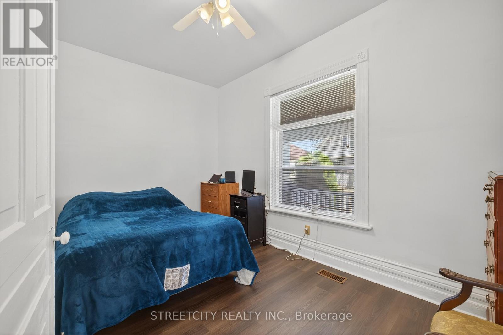 55 Hydro Street S, London East, Ontario  N5Z 2H5 - Photo 22 - X12476713