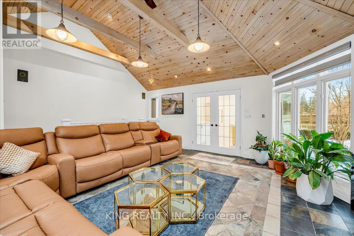 16 Meander Close, Hamilton, Ontario  L0R 1H1 - Photo 18 - X12476716