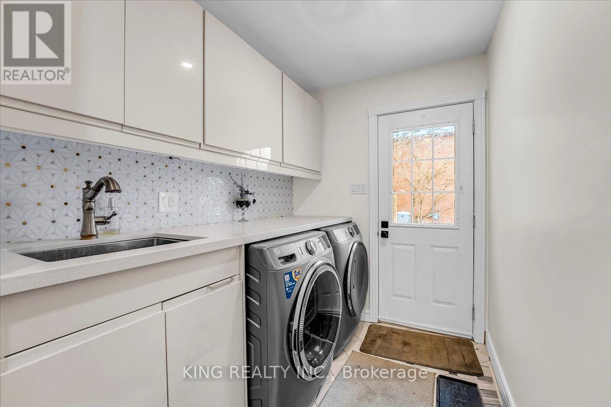 16 Meander Close, Hamilton, Ontario  L0R 1H1 - Photo 21 - X12476716