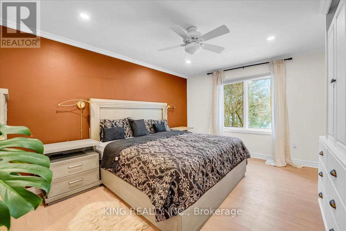 16 Meander Close, Hamilton, Ontario  L0R 1H1 - Photo 25 - X12476716