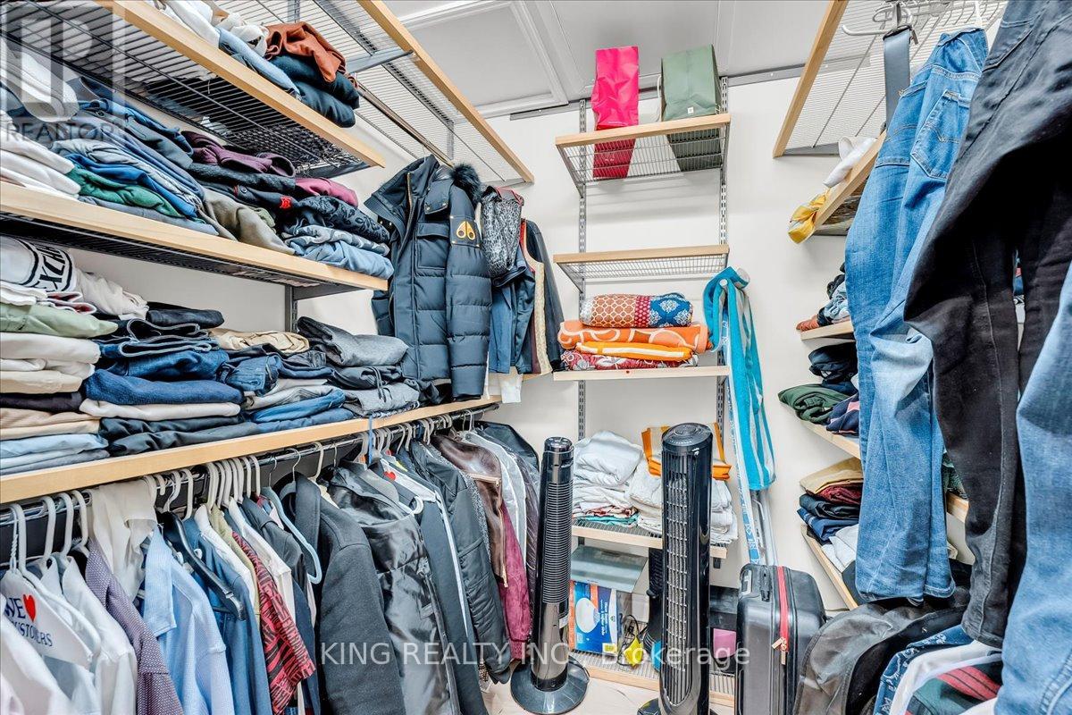 16 Meander Close, Hamilton, Ontario  L0R 1H1 - Photo 28 - X12476716