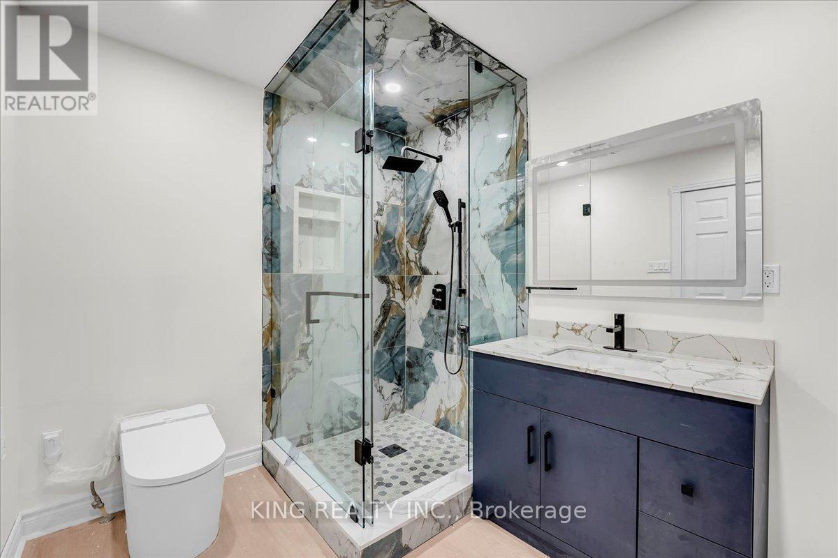 16 Meander Close, Hamilton, Ontario  L0R 1H1 - Photo 33 - X12476716