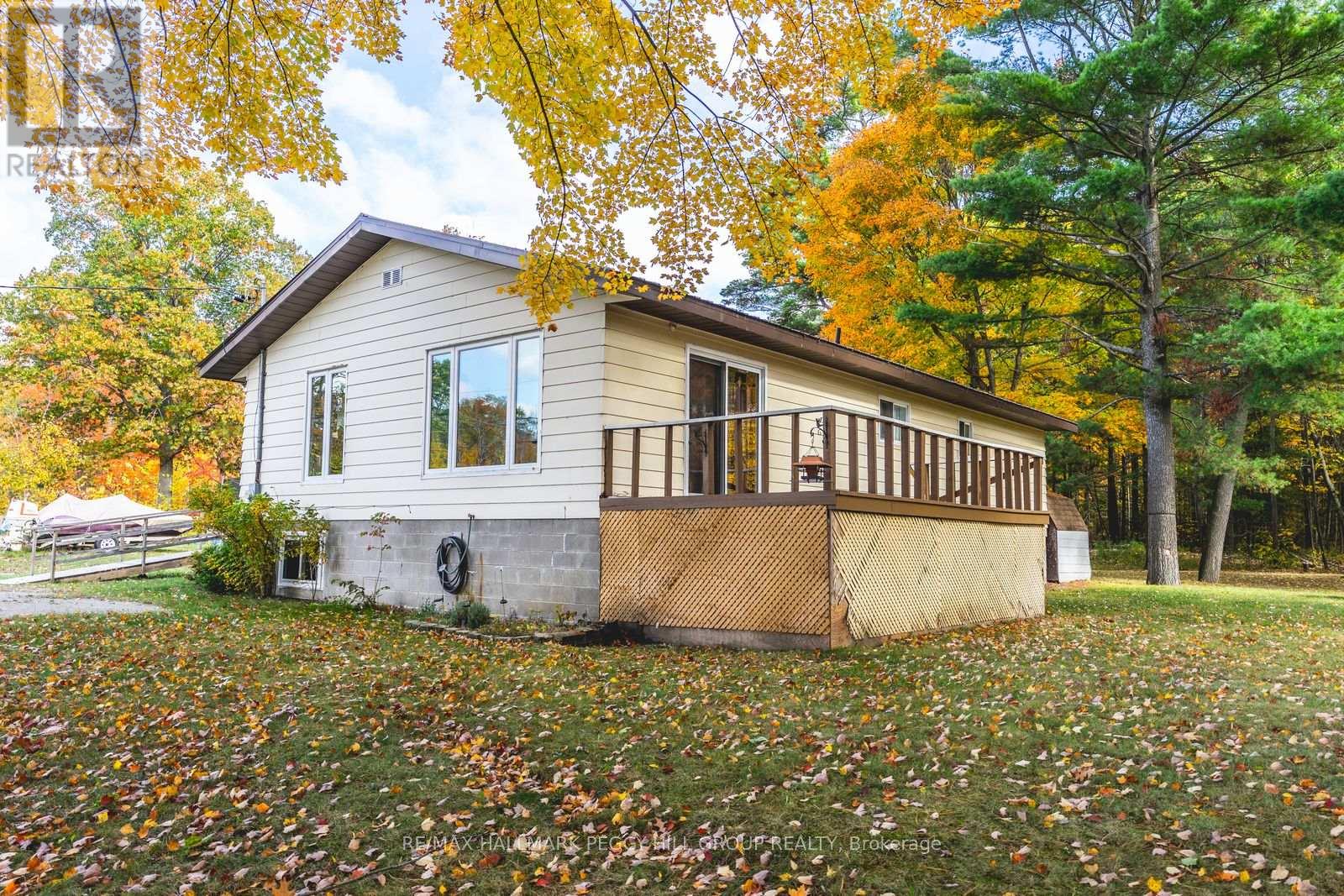 332 Baxter Loop Road, Georgian Bay, Ontario  L0K 1S0 - Photo 13 - X12476722