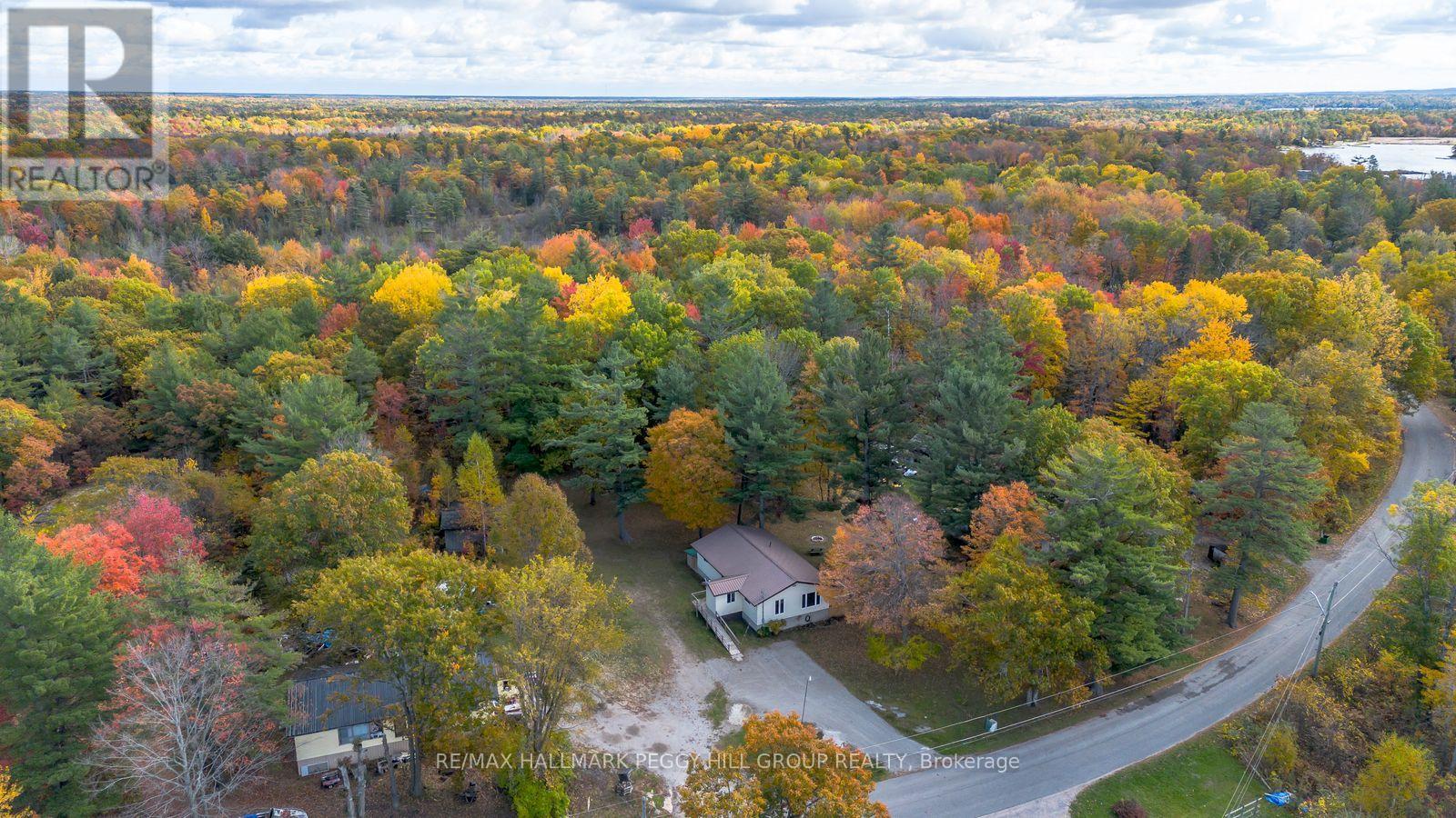 332 Baxter Loop Road, Georgian Bay, Ontario  L0K 1S0 - Photo 15 - X12476722