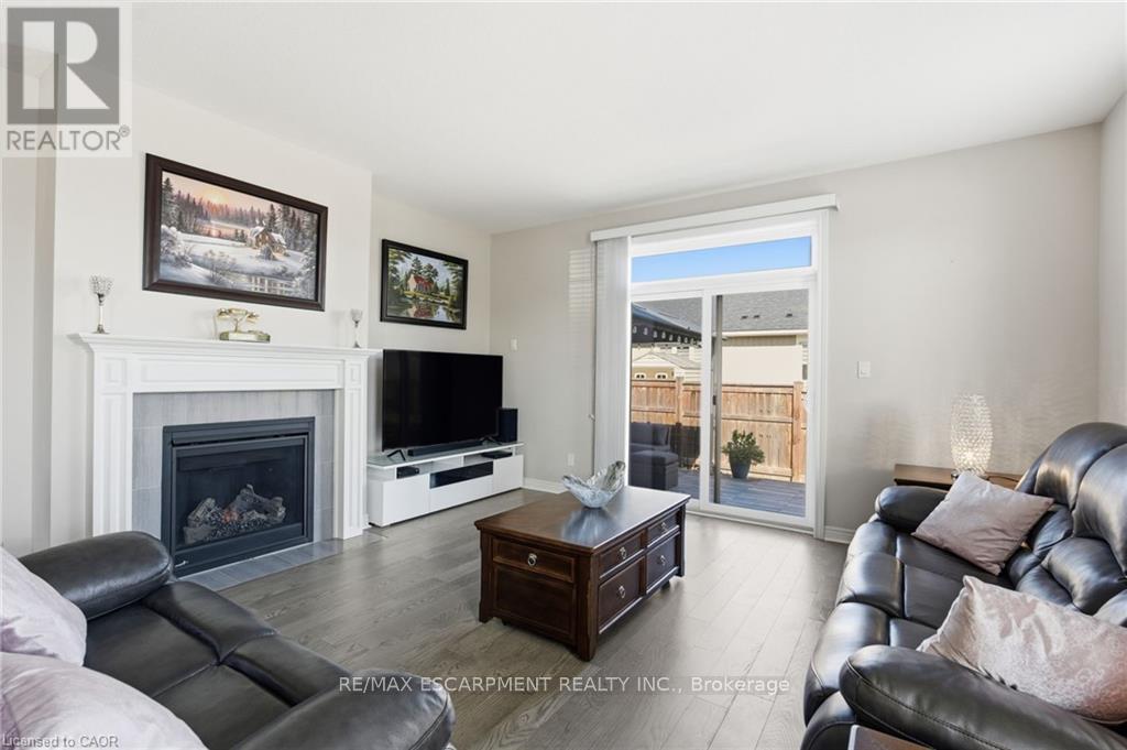 4 Ellis Avenue, St. Catharines, Ontario  L2P 0E6 - Photo 14 - X12476731