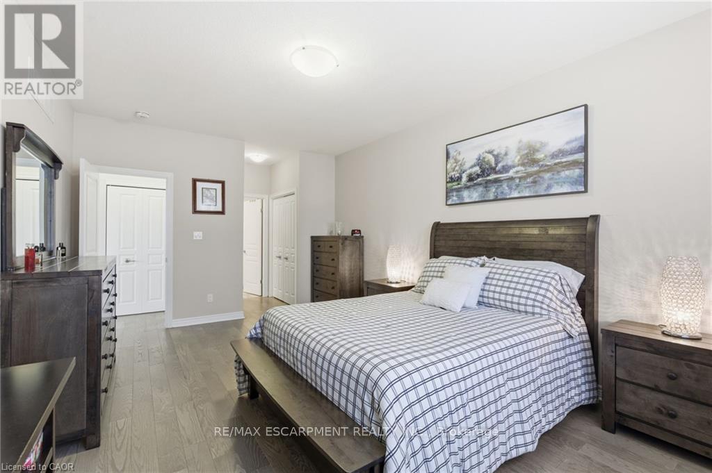 4 Ellis Avenue, St. Catharines, Ontario  L2P 0E6 - Photo 19 - X12476731