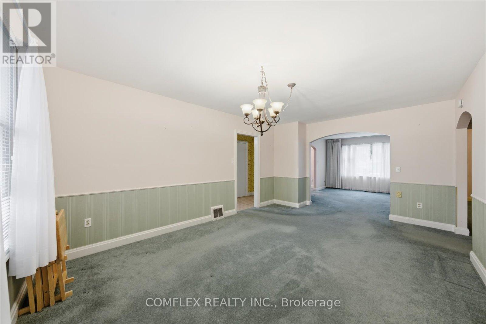68 Cambridge Street N, Kawartha Lakes, Ontario  K9E 4V1 - Photo 14 - X12476743