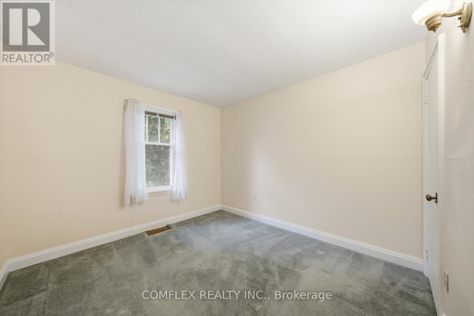 68 Cambridge Street N, Kawartha Lakes, Ontario  K9E 4V1 - Photo 24 - X12476743
