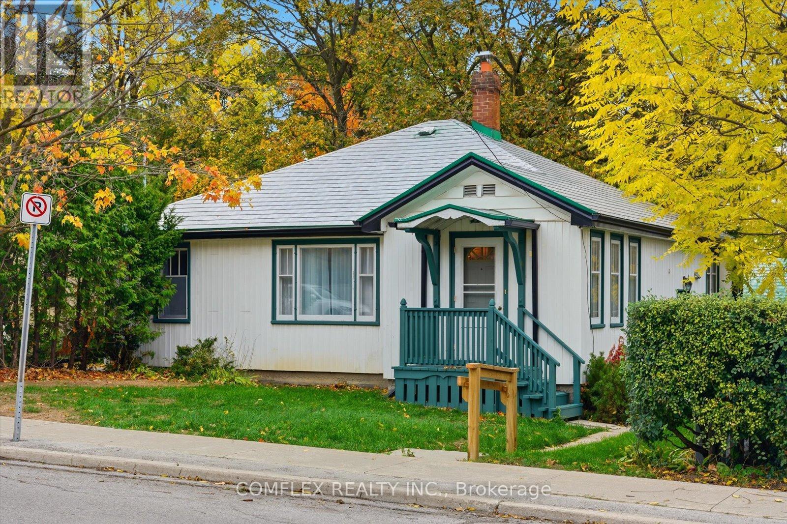 68 Cambridge Street N, Kawartha Lakes, Ontario  K9E 4V1 - Photo 4 - X12476743