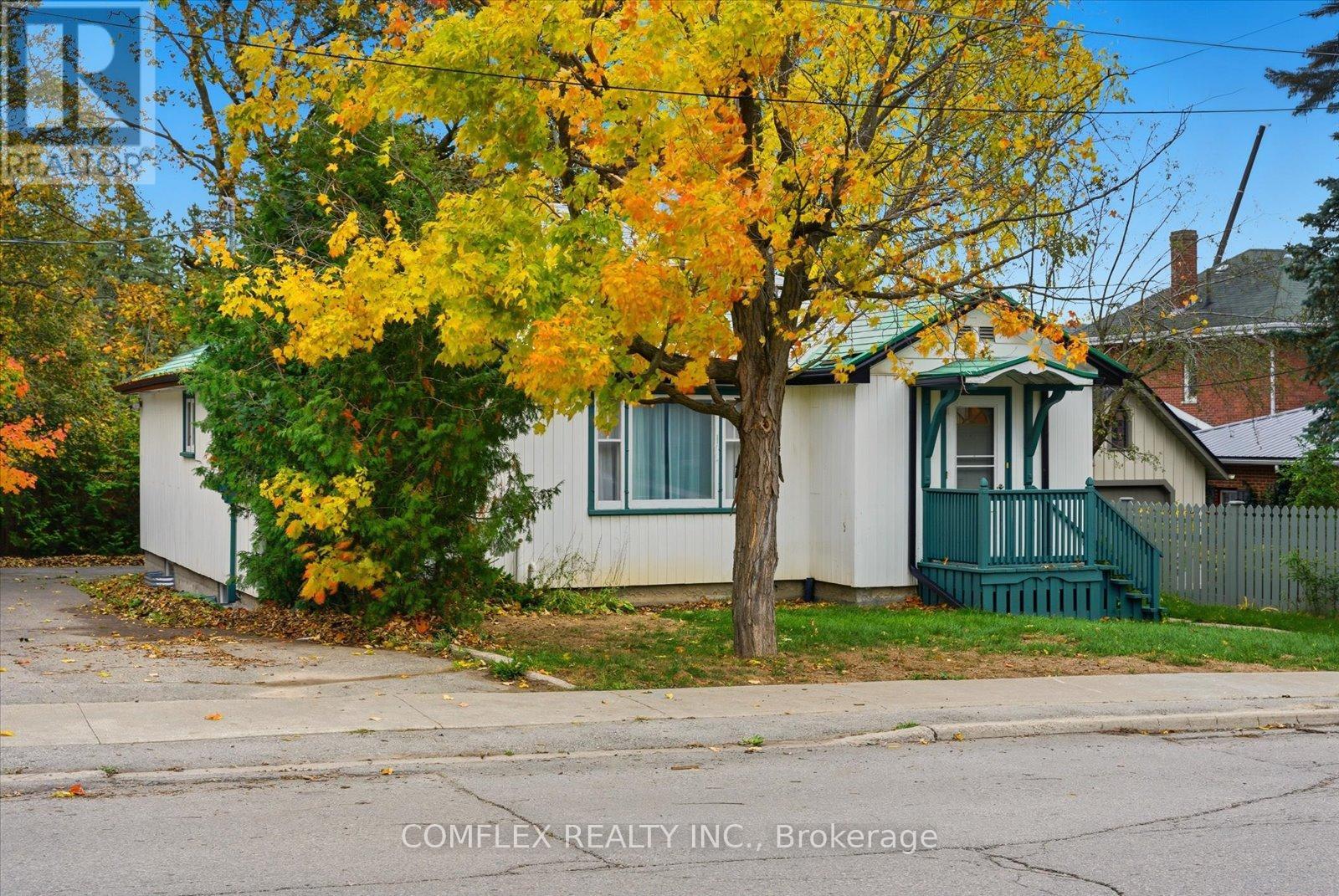68 Cambridge Street N, Kawartha Lakes, Ontario  K9E 4V1 - Photo 6 - X12476743