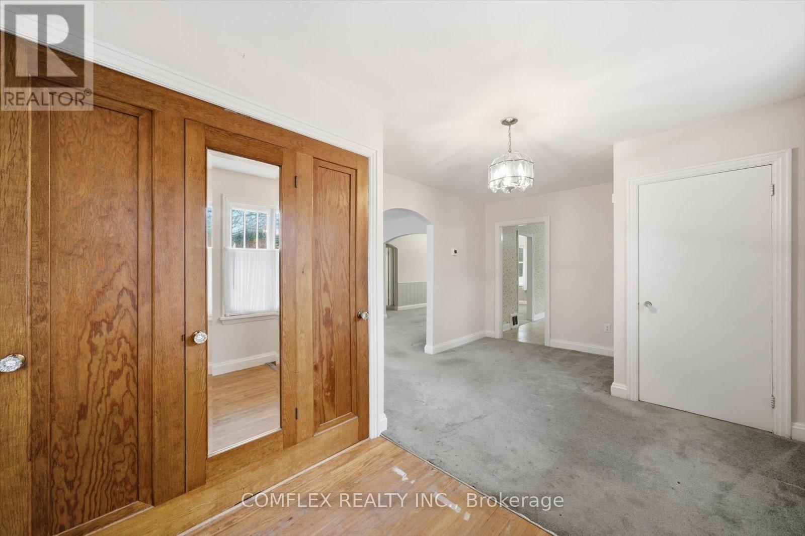 68 Cambridge Street N, Kawartha Lakes, Ontario  K9E 4V1 - Photo 9 - X12476743