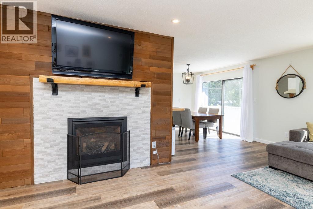 5607 Wakefield Road, Sechelt, British Columbia  V7Z 0N3 - Photo 11 - R3061074