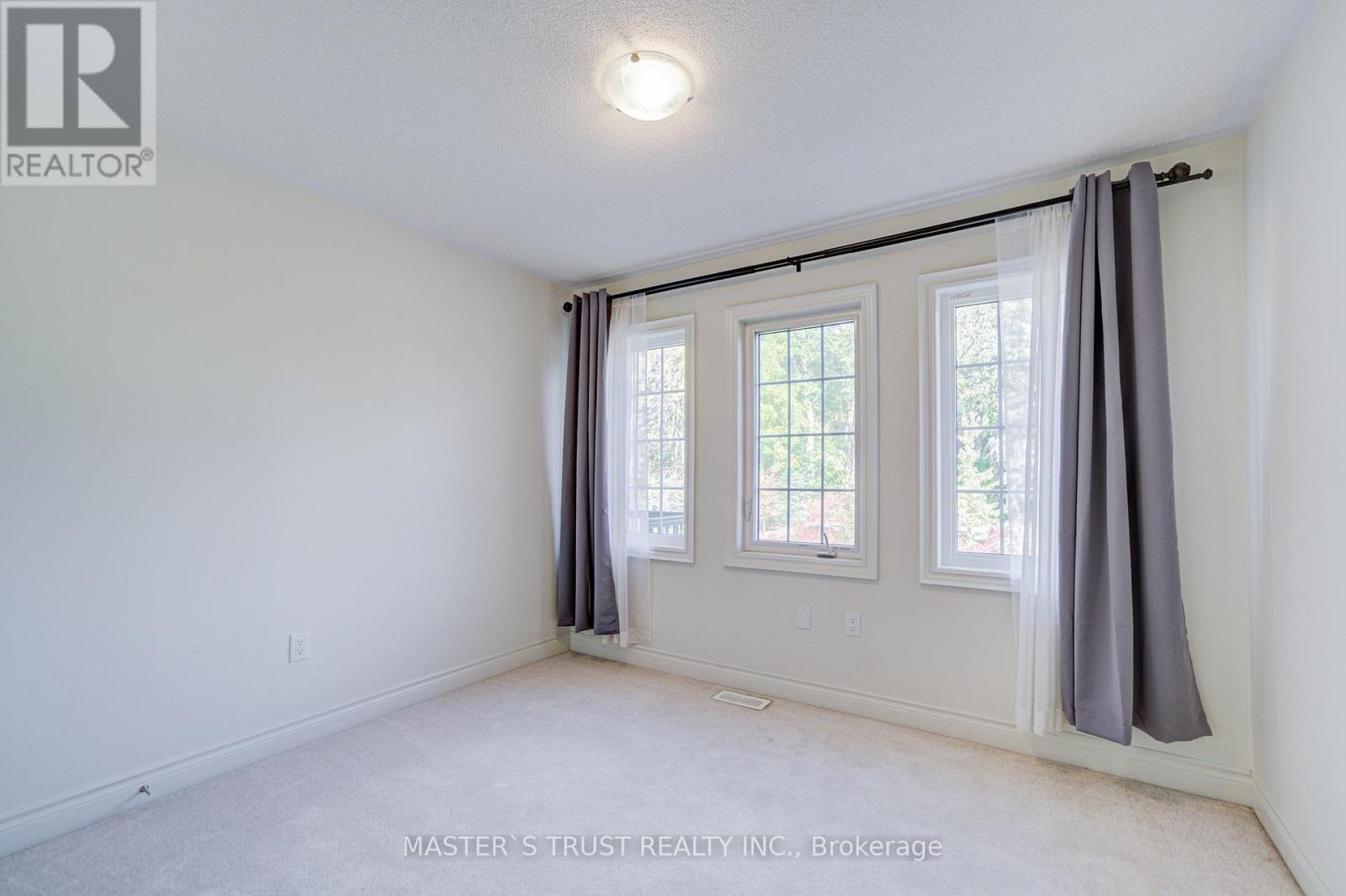 73 Sharonview Crescent, East Gwillimbury, Ontario  L9N 0L6 - Photo 26 - N12389119