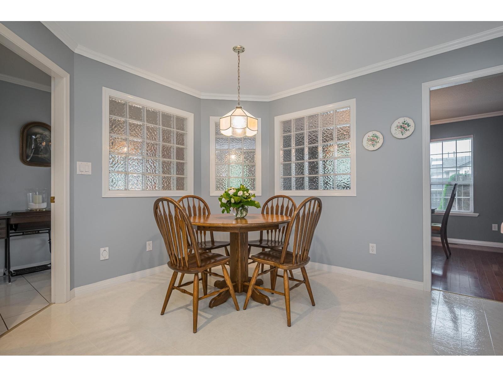 8459 142a Street, Surrey, British Columbia  V2W 0Z8 - Photo 10 - R3061101