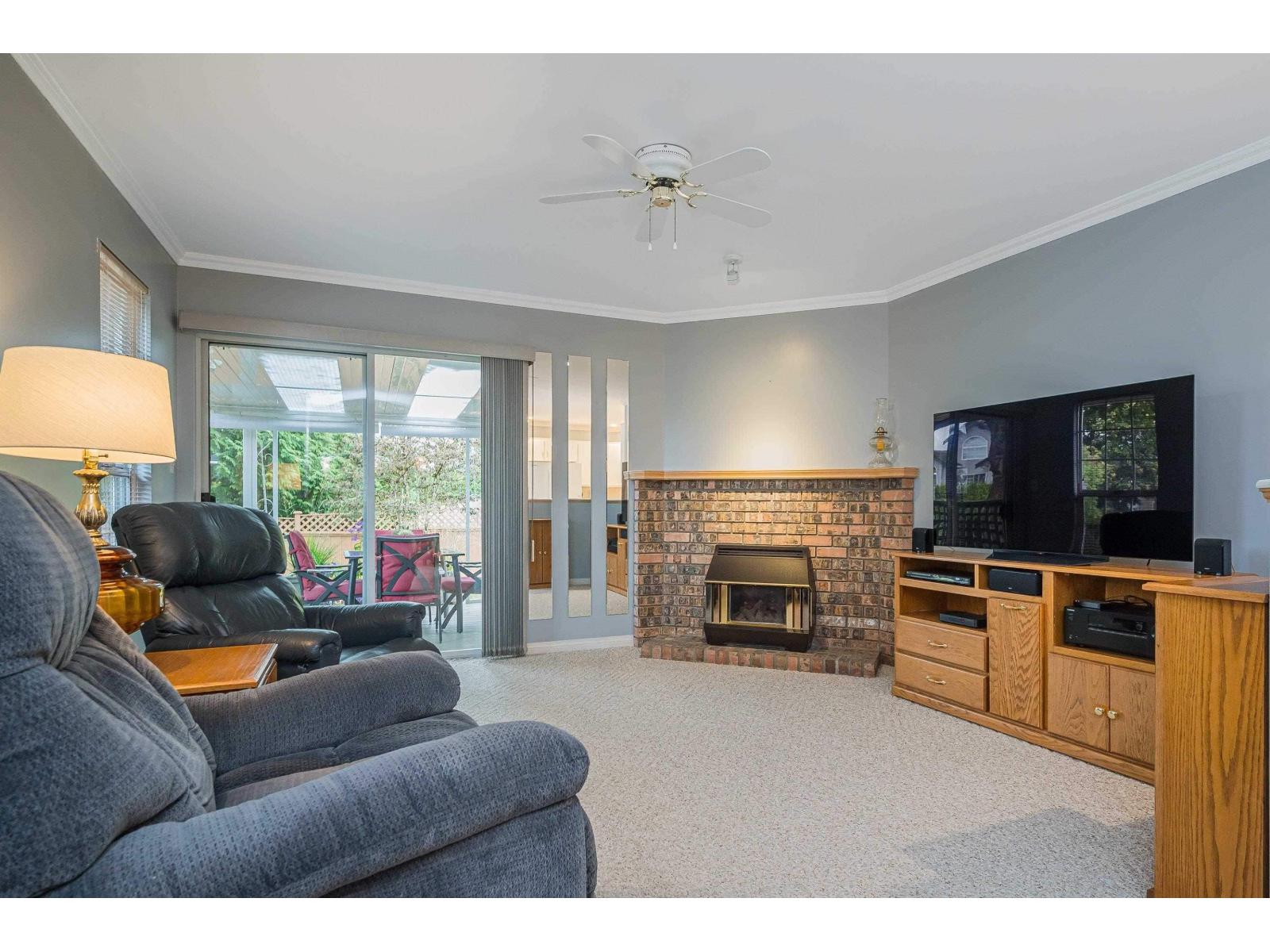 8459 142a Street, Surrey, British Columbia  V2W 0Z8 - Photo 11 - R3061101