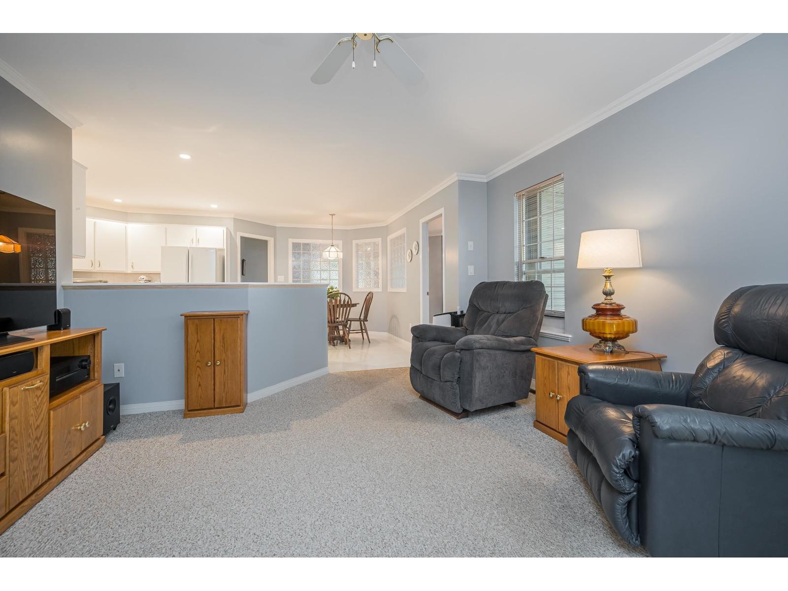 8459 142a Street, Surrey, British Columbia  V2W 0Z8 - Photo 13 - R3061101