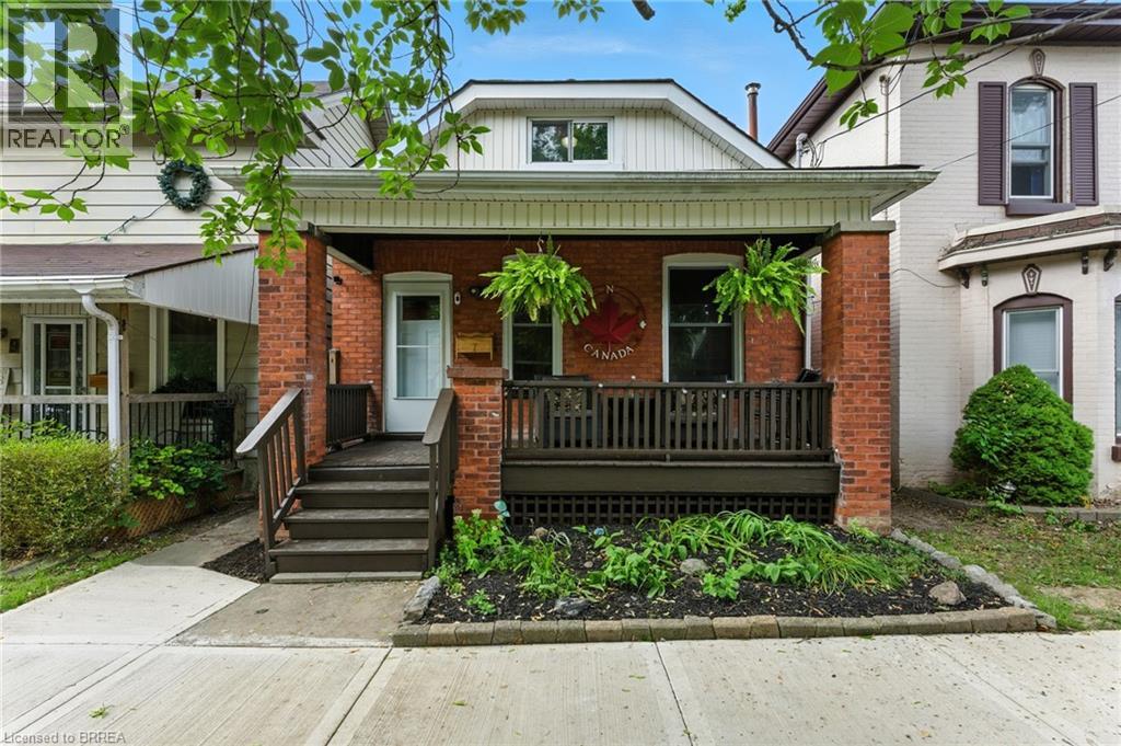 7 Superior Street, Brantford, Ontario  N3S 2J9 - Photo 1 - 40773452