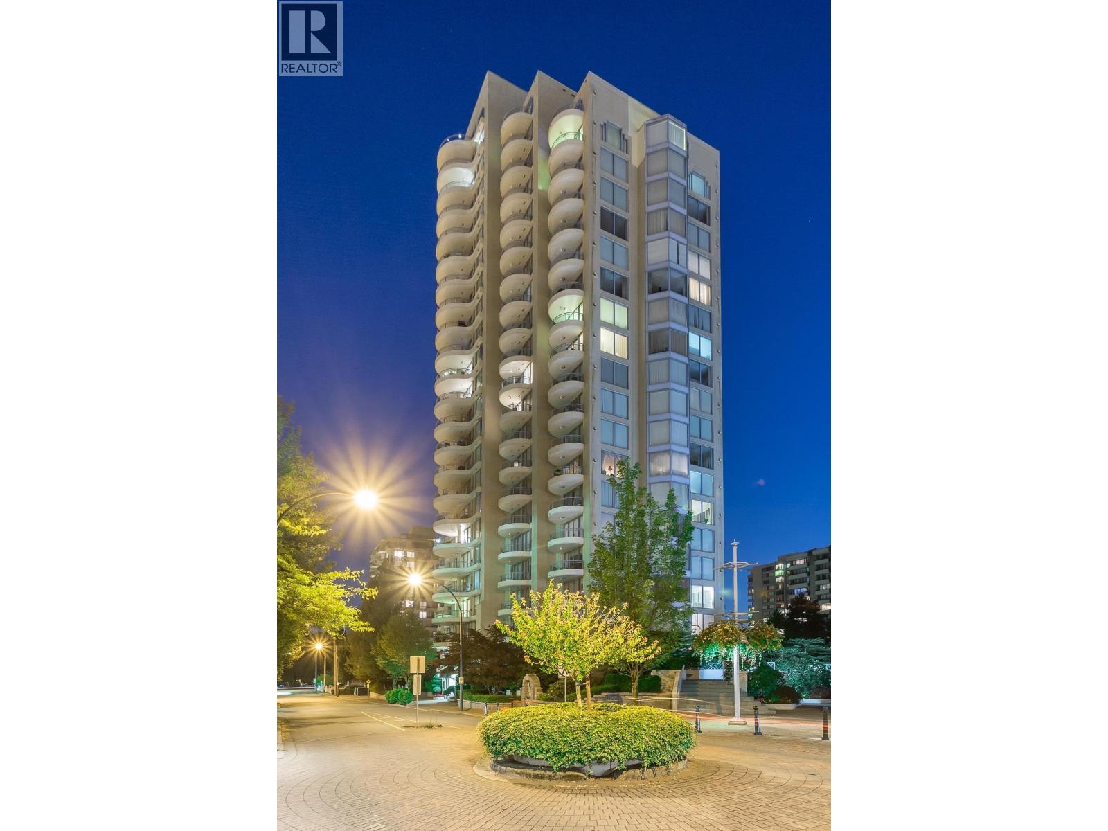 305 739 PRINCESS STREET, New Westminster, British Columbia