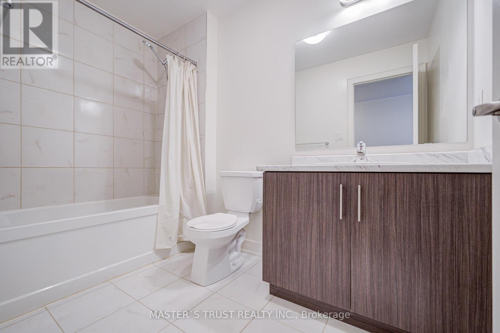 73 Sharonview Crescent, East Gwillimbury, Ontario  L9N 0L6 - Photo 27 - N12389119