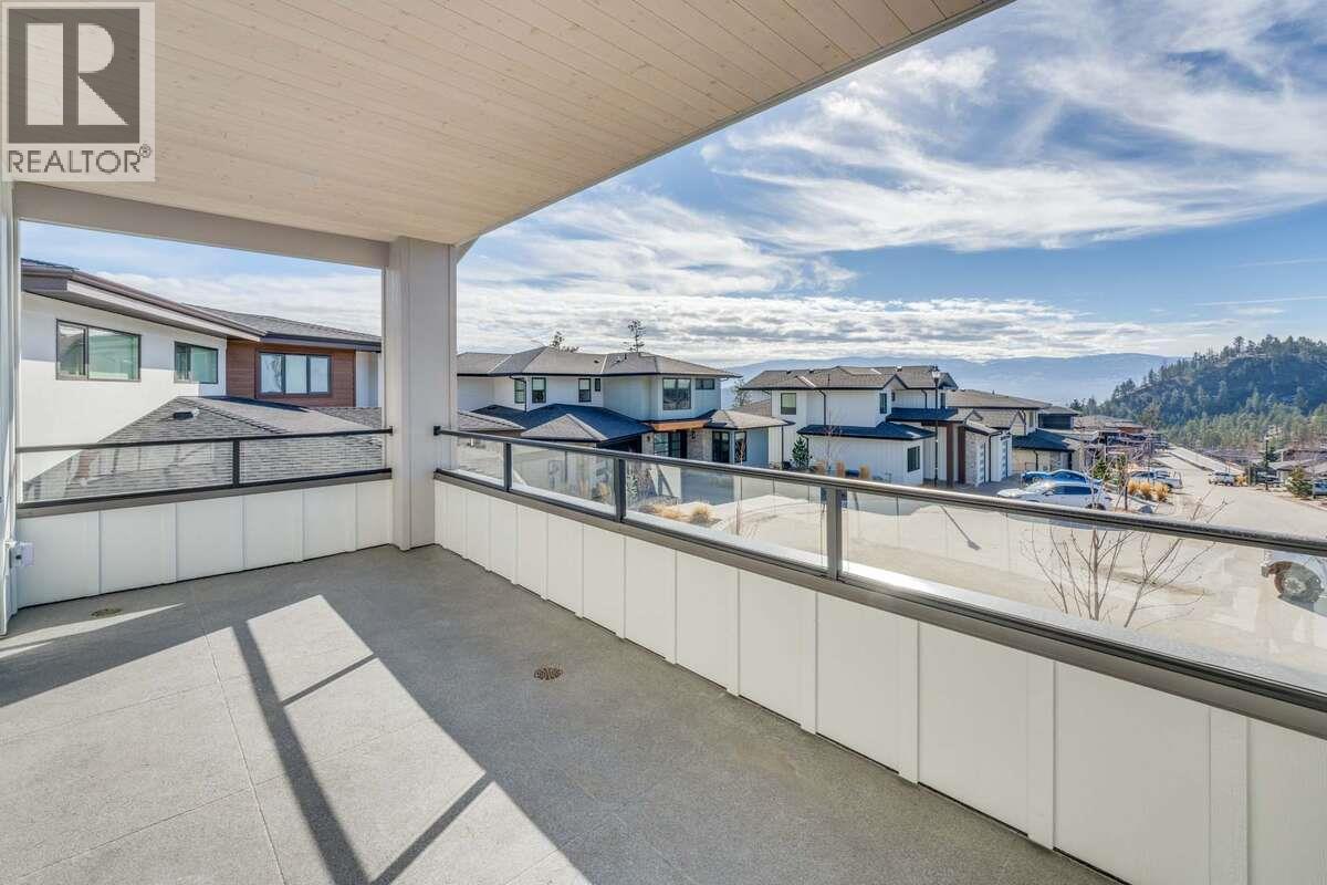 278 Summer Wood Drive, Kelowna, British Columbia  V1V 3C6 - Photo 3 - 10366561