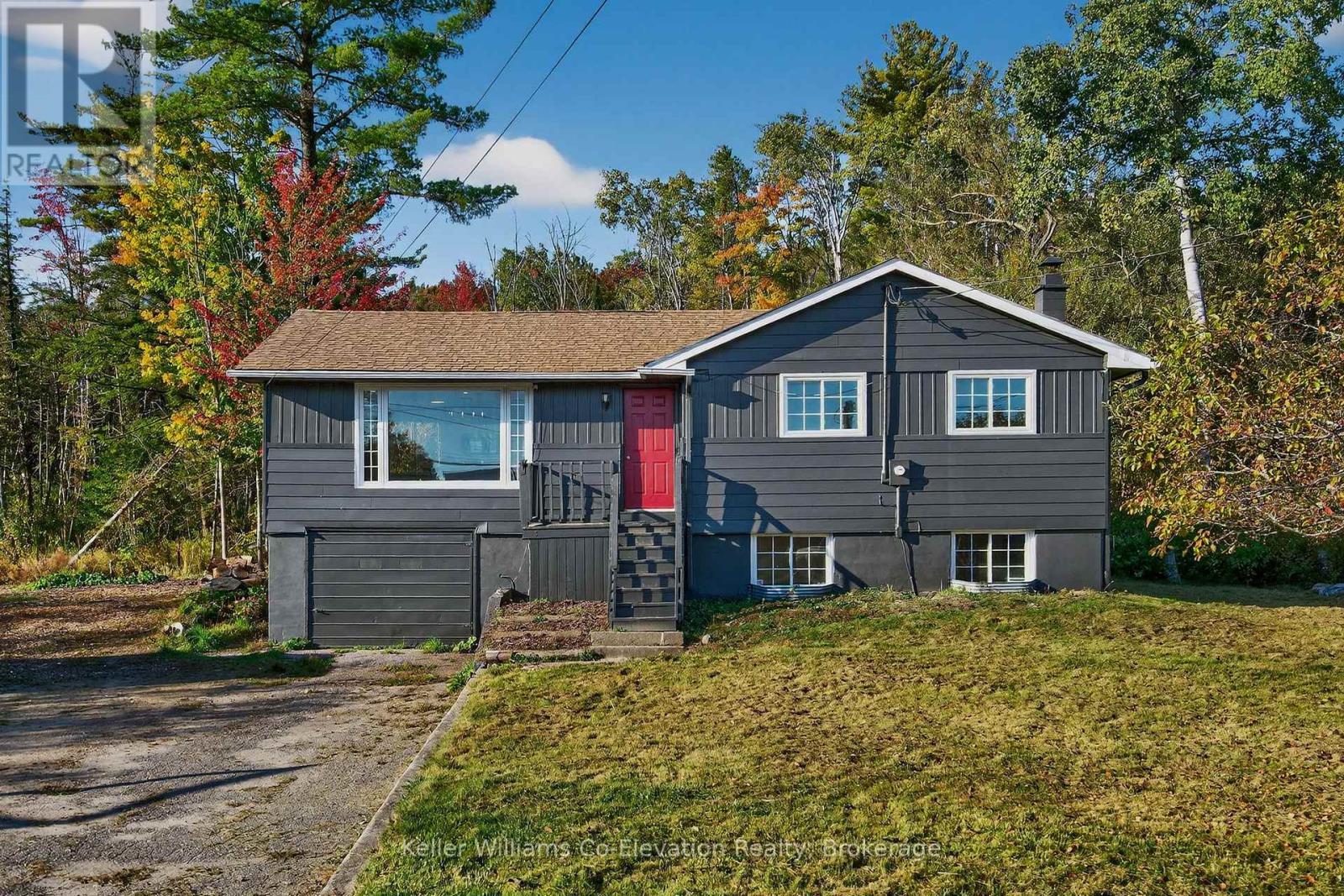 556 CHAMPLAIN ROAD, Tiny, Ontario