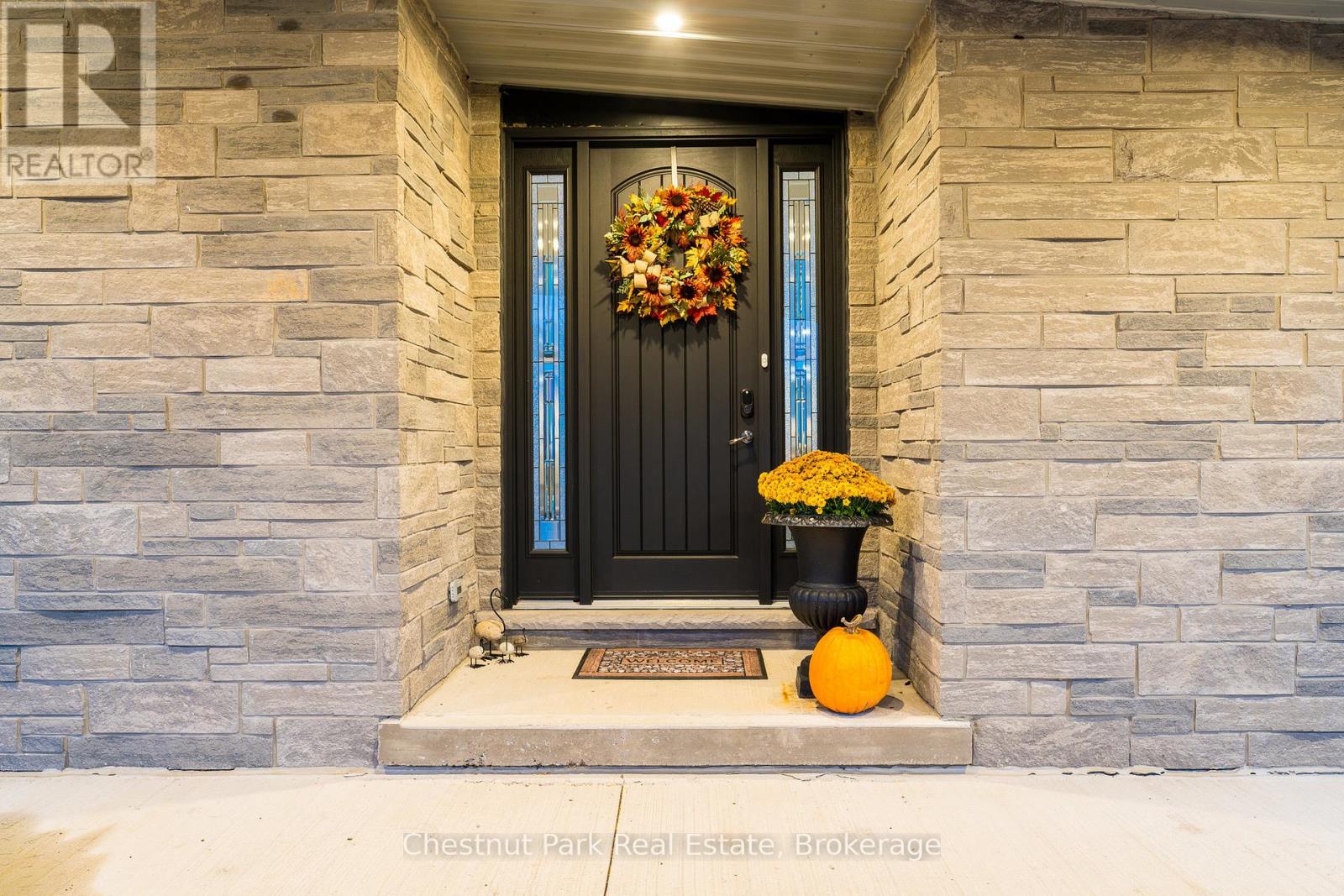 2642 Fairgrounds Road S, Clearview, Ontario  L0M 1G0 - Photo 42 - S12476930