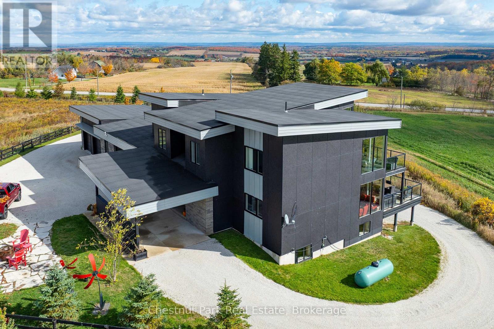2642 Fairgrounds Road S, Clearview, Ontario  L0M 1G0 - Photo 45 - S12476930