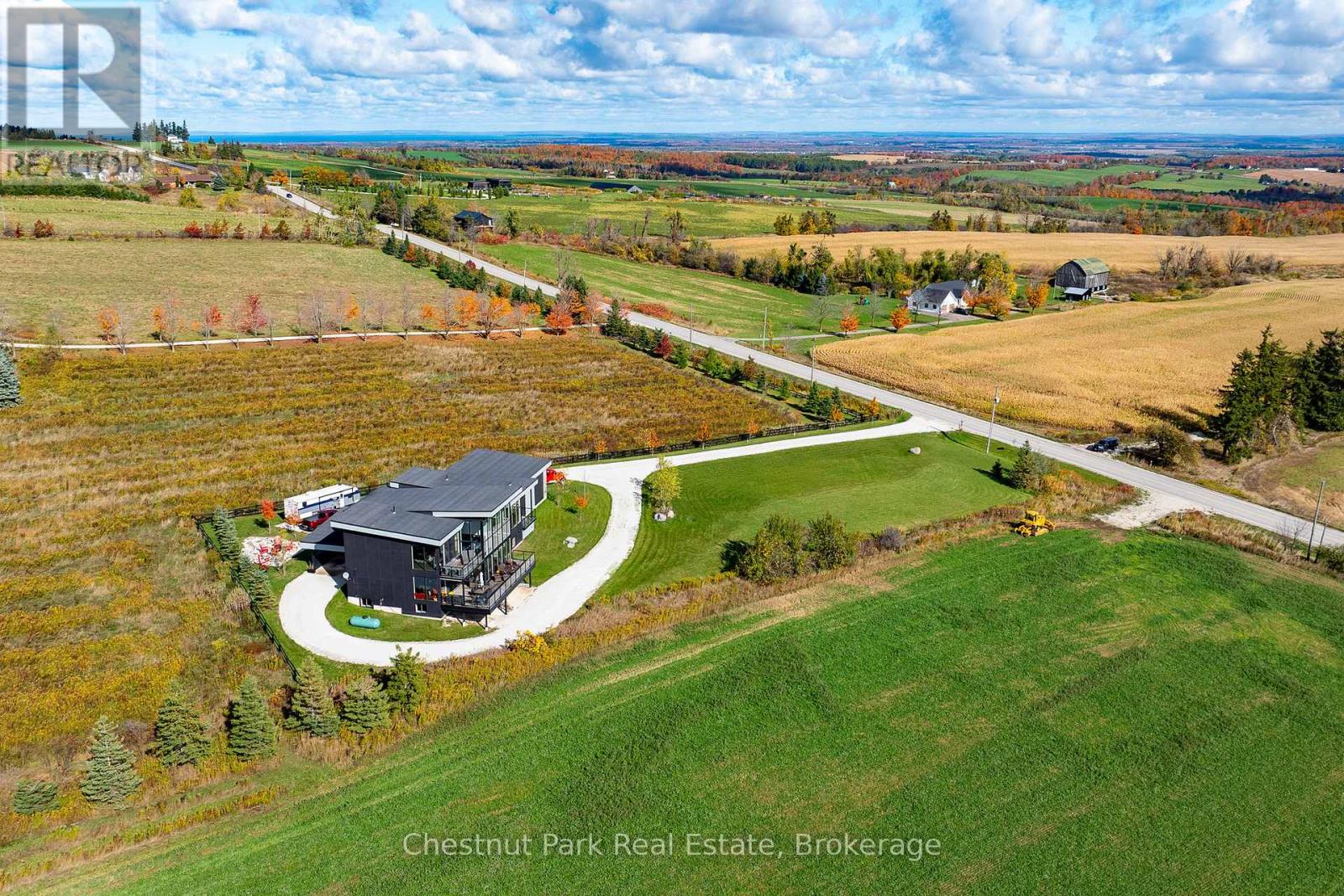 2642 Fairgrounds Road S, Clearview, Ontario  L0M 1G0 - Photo 47 - S12476930
