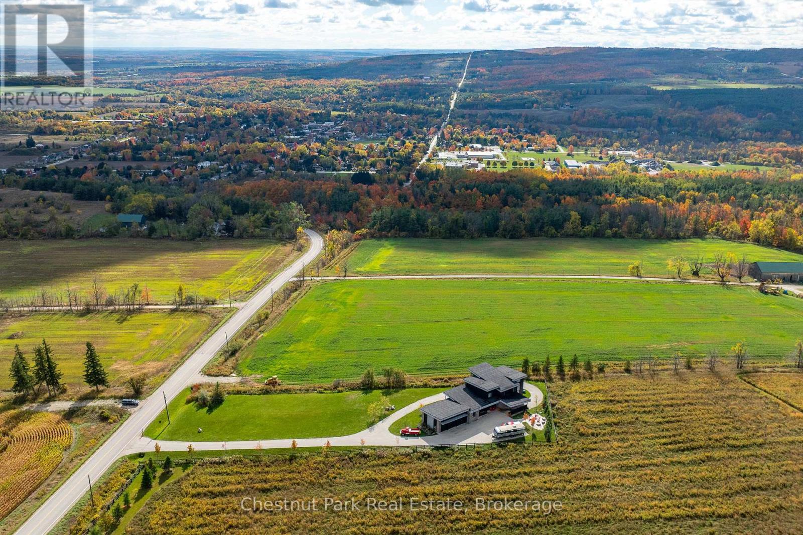 2642 Fairgrounds Road S, Clearview, Ontario  L0M 1G0 - Photo 49 - S12476930