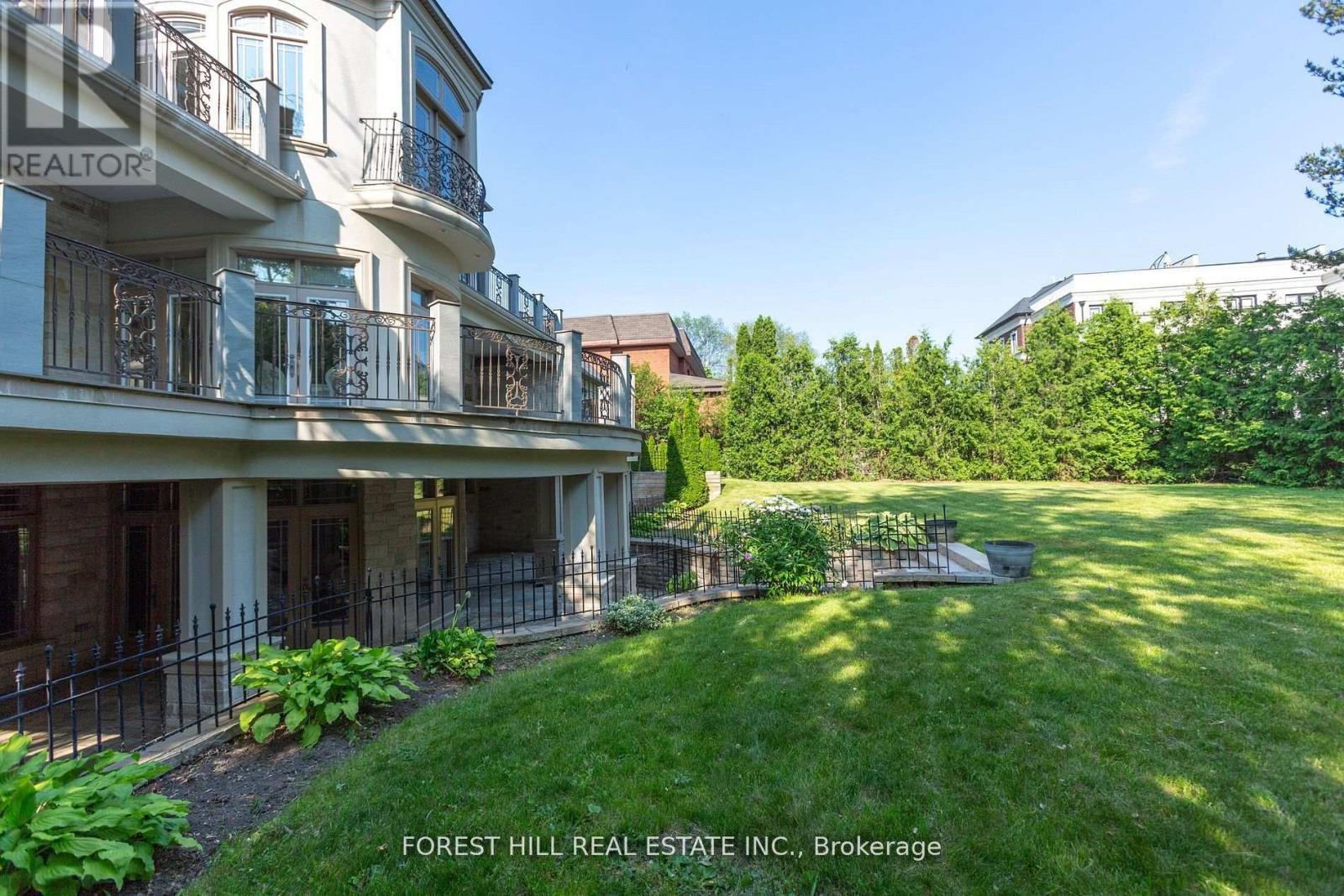 4 Fifeshire Road, Toronto, Ontario  M2L 2G5 - Photo 41 - C12476750