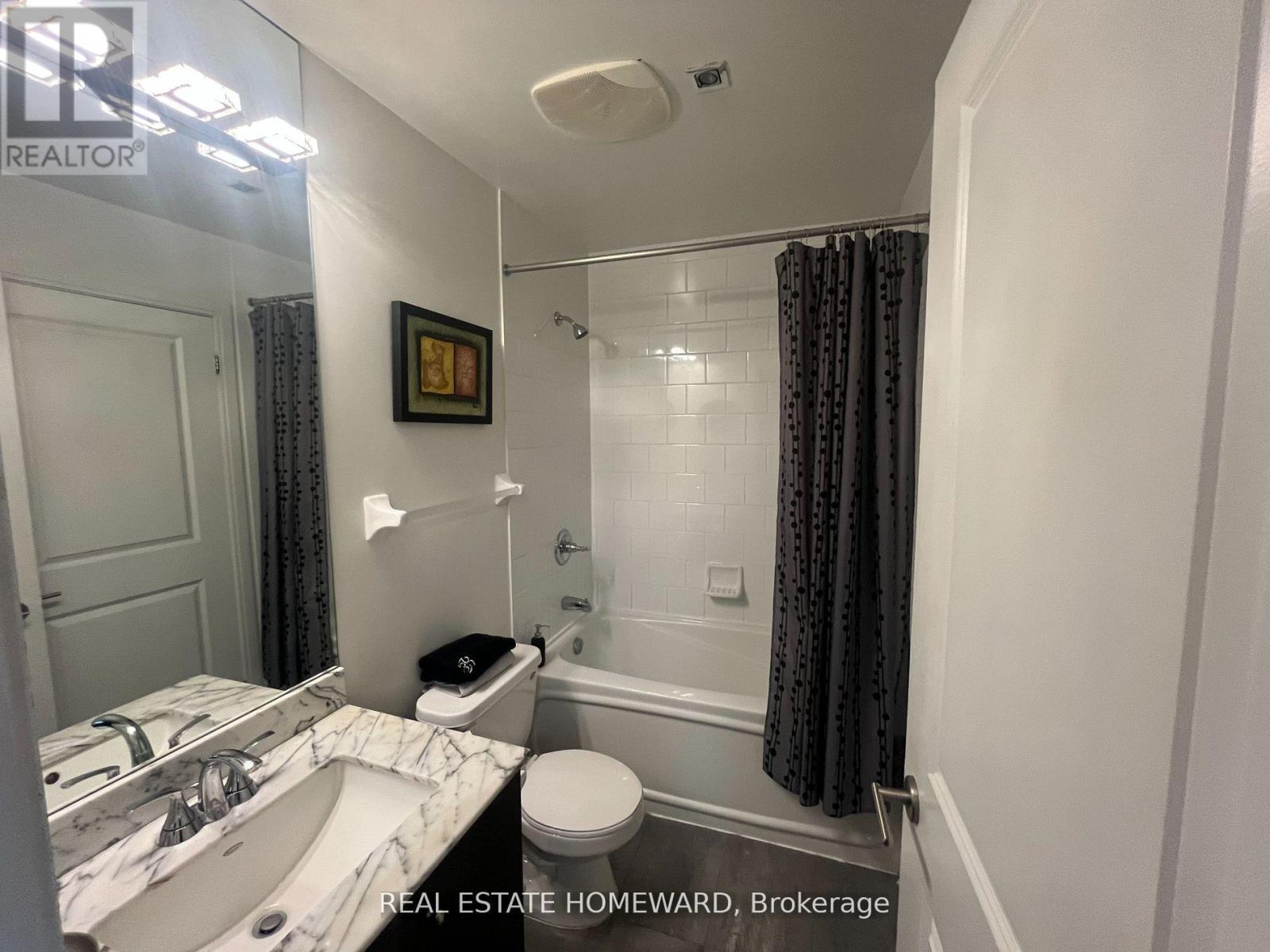 208 - 18 Yorkville Avenue, Toronto, Ontario  M4W 3Y8 - Photo 6 - C12476767