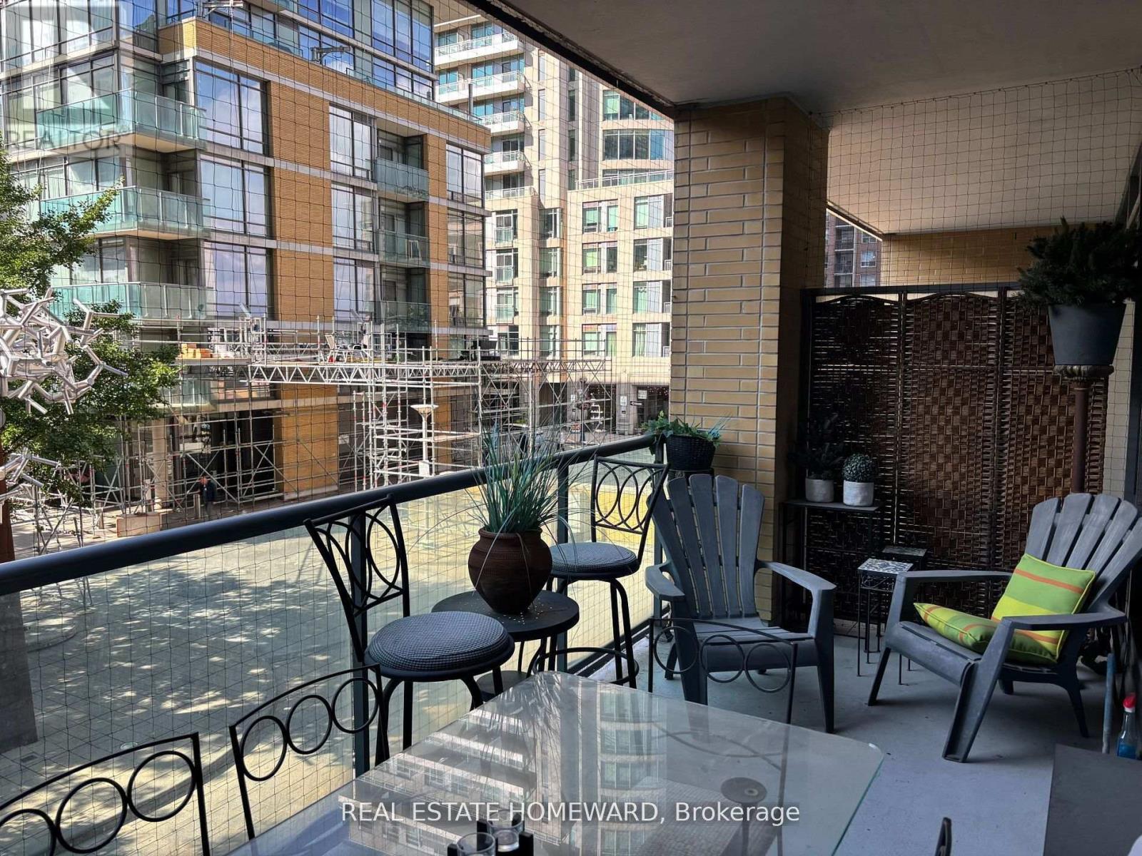 208 - 18 Yorkville Avenue, Toronto, Ontario  M4W 3Y8 - Photo 8 - C12476767