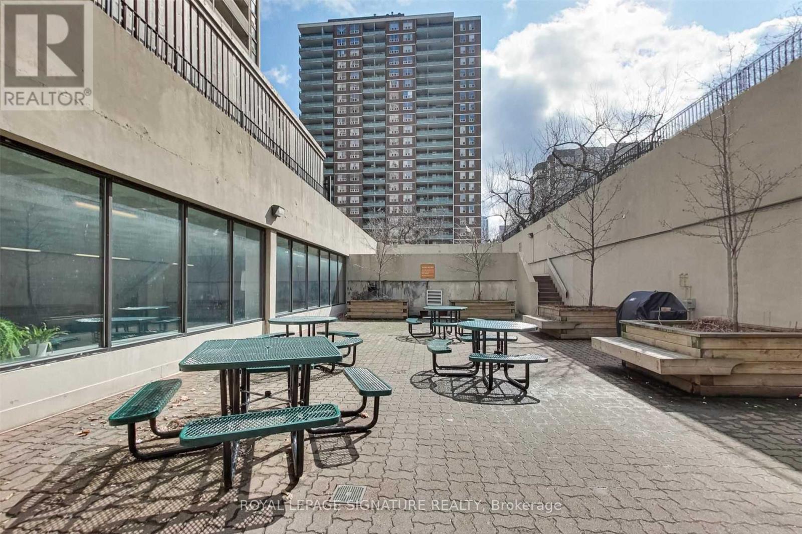 1503 - 40 Homewood Avenue, Toronto, Ontario  M4Y 2K2 - Photo 22 - C12476772