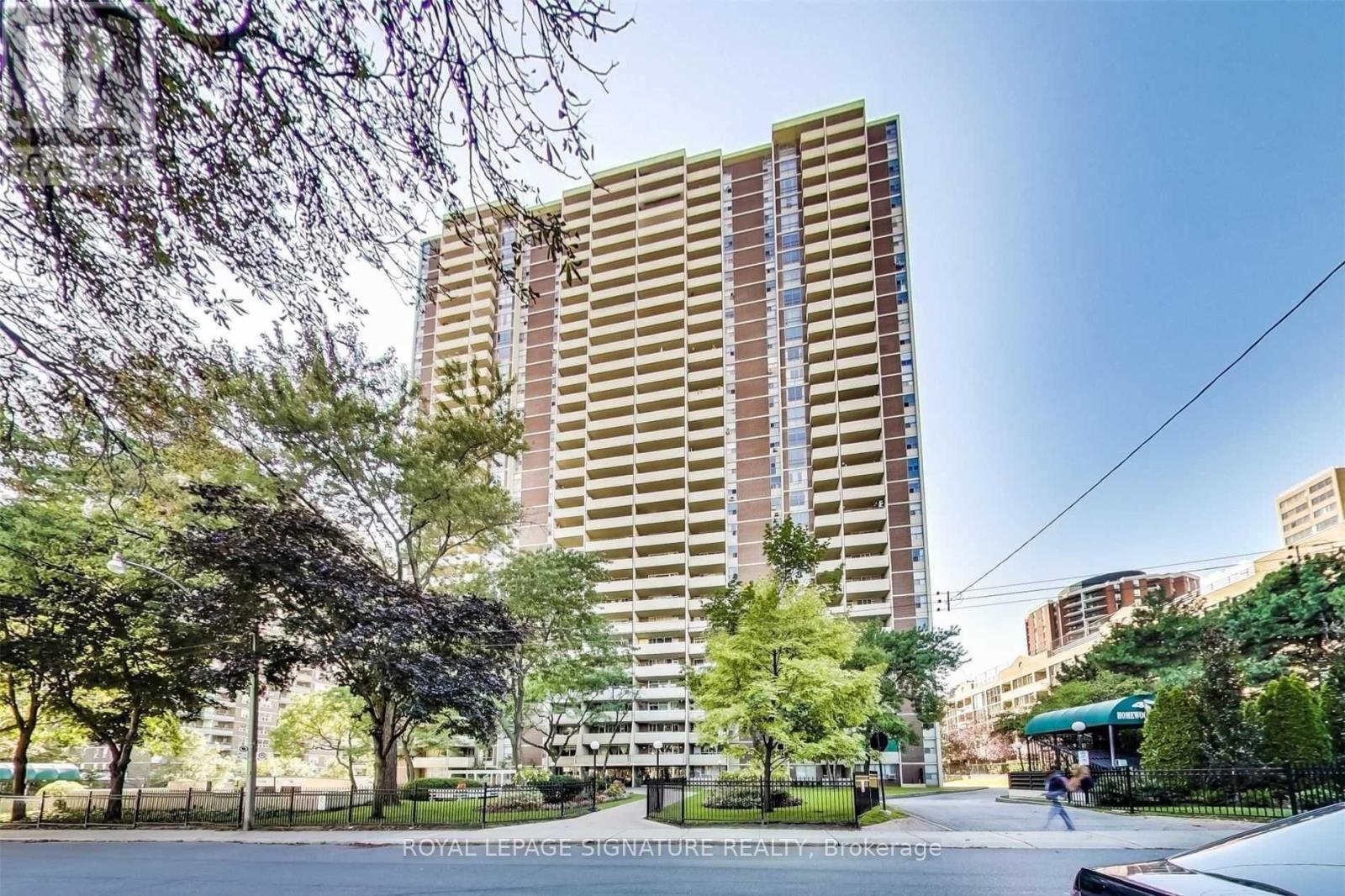 1503 - 40 Homewood Avenue, Toronto, Ontario  M4Y 2K2 - Photo 27 - C12476772
