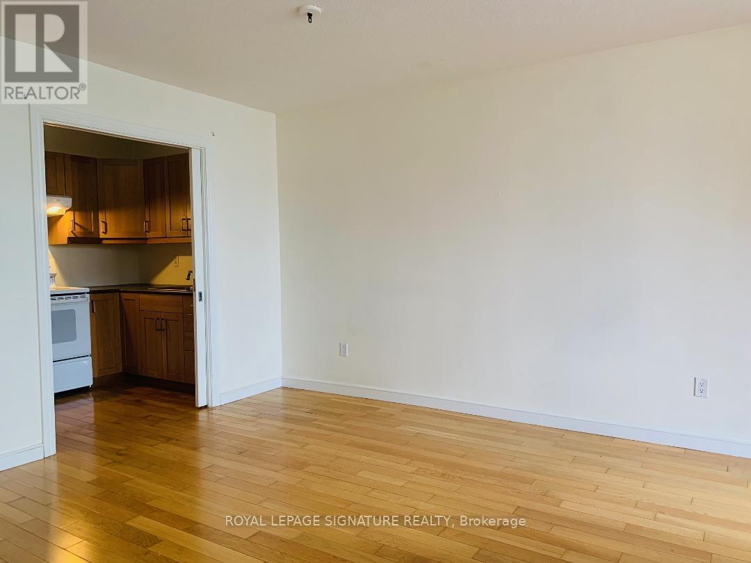 1503 - 40 Homewood Avenue, Toronto, Ontario  M4Y 2K2 - Photo 4 - C12476772