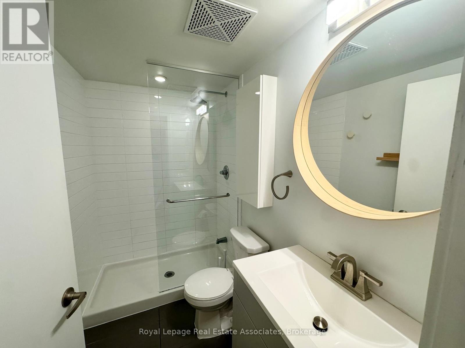 505 - 38 Dan Leckie Way, Toronto, Ontario  M5V 2V1 - Photo 13 - C12476813