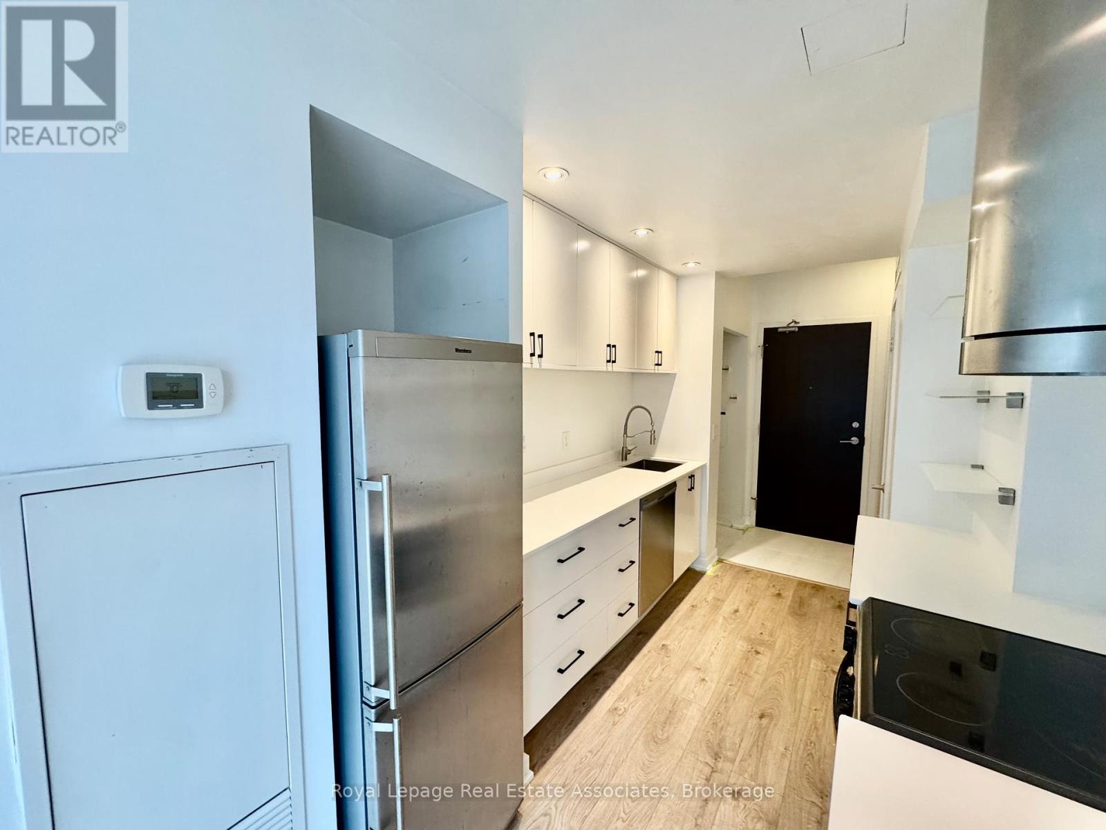 505 - 38 Dan Leckie Way, Toronto, Ontario  M5V 2V1 - Photo 3 - C12476813