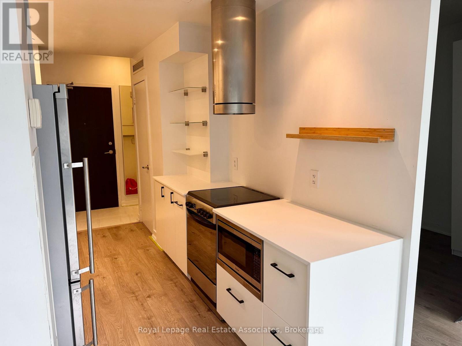 505 - 38 Dan Leckie Way, Toronto, Ontario  M5V 2V1 - Photo 4 - C12476813