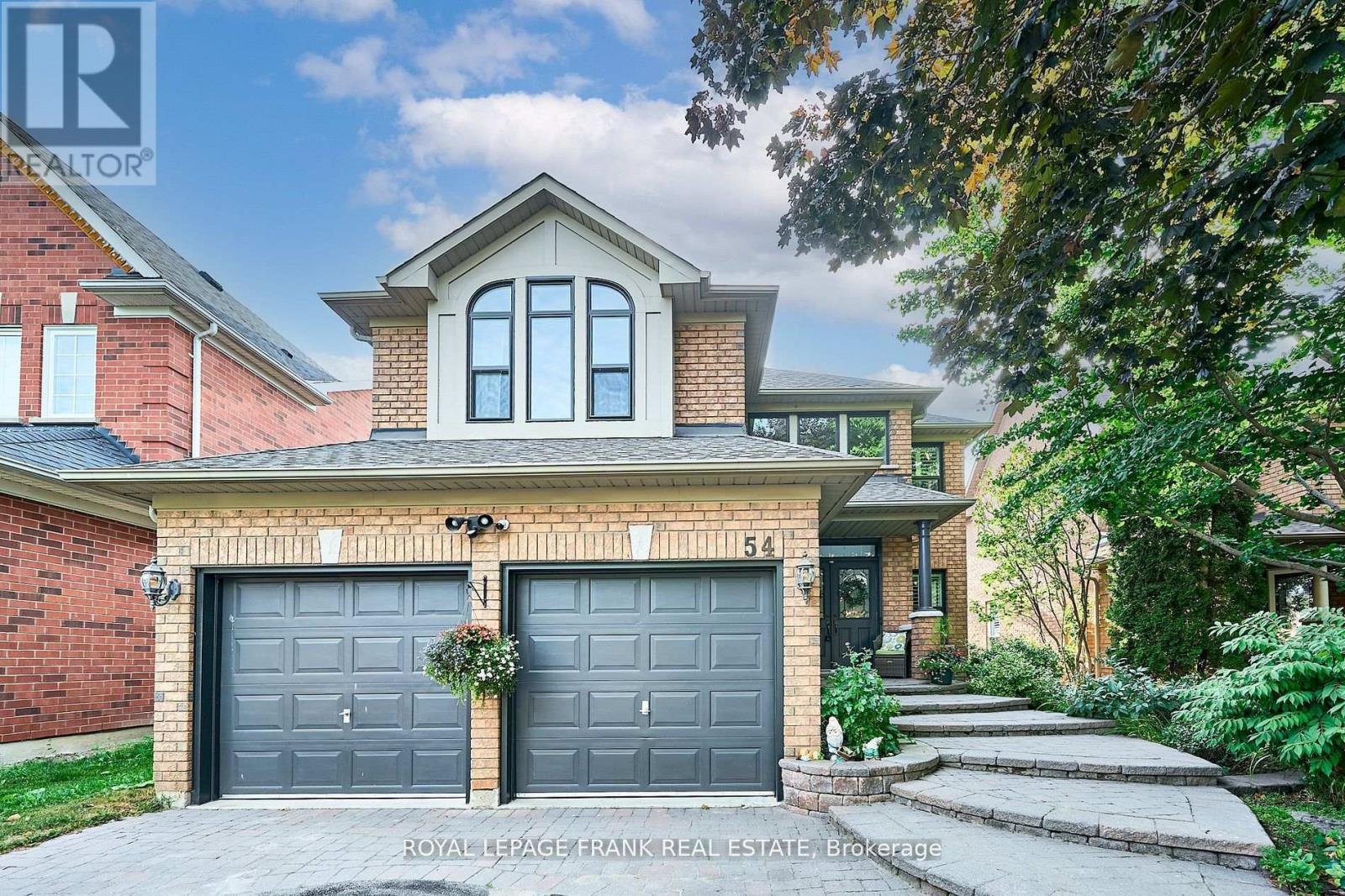 54 GARTSHORE DRIVE, Whitby, Ontario