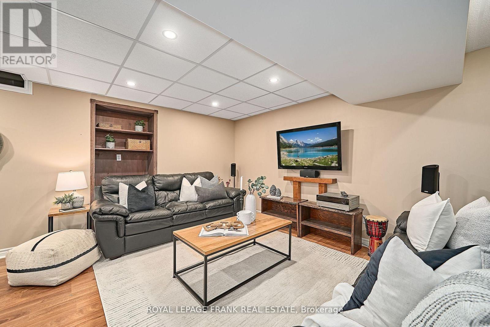 54 Gartshore Drive, Whitby, Ontario  L1P 1N6 - Photo 33 - E12476872