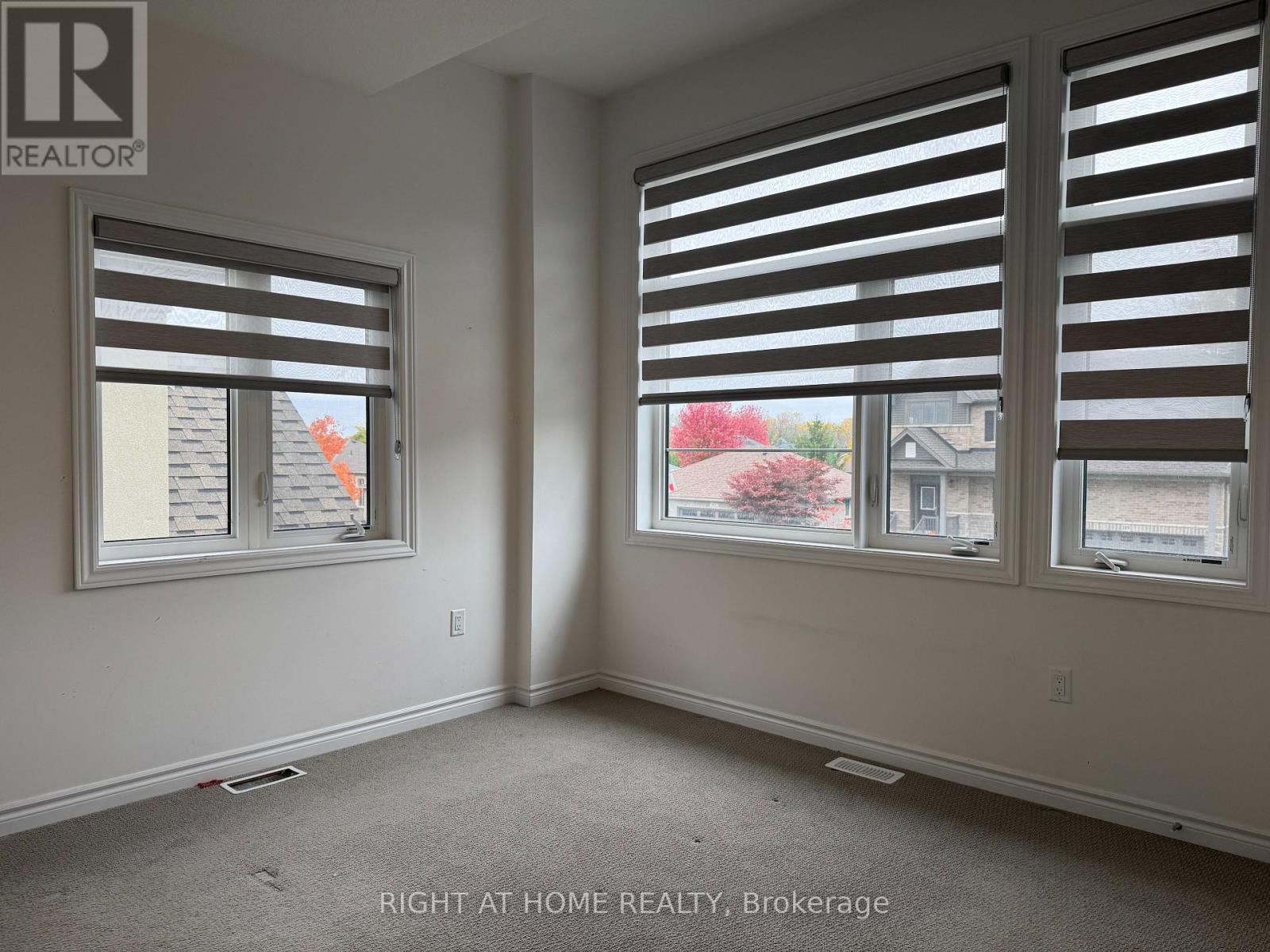110 Daugaard Avenue, Brant, Ontario  N3L 0L6 - Photo 11 - X12463761