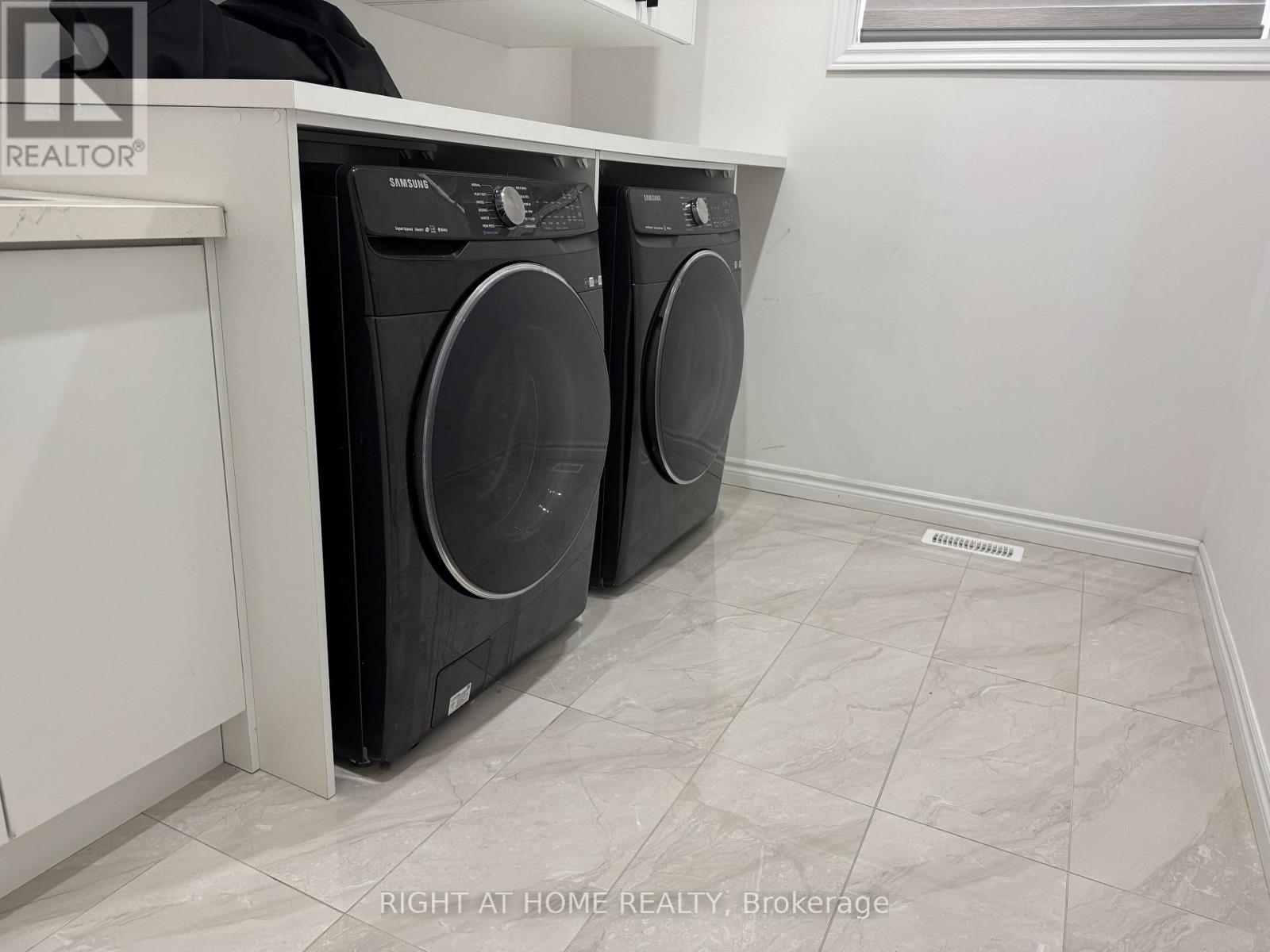 110 Daugaard Avenue, Brant, Ontario  N3L 0L6 - Photo 49 - X12463761