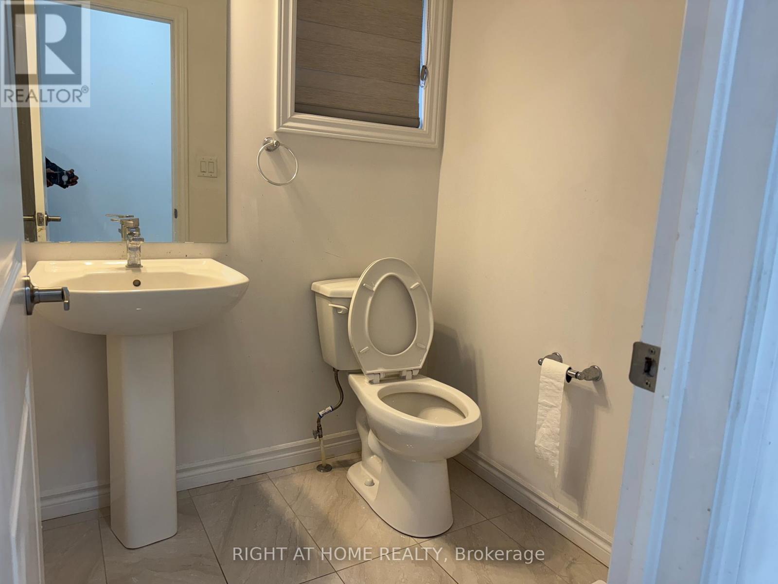110 Daugaard Avenue, Brant, Ontario  N3L 0L6 - Photo 29 - X12463761