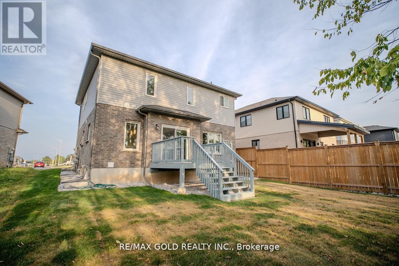 7395 Sherrilee Crescent, Niagara Falls, Ontario  L2H 3T4 - Photo 24 - X12476570