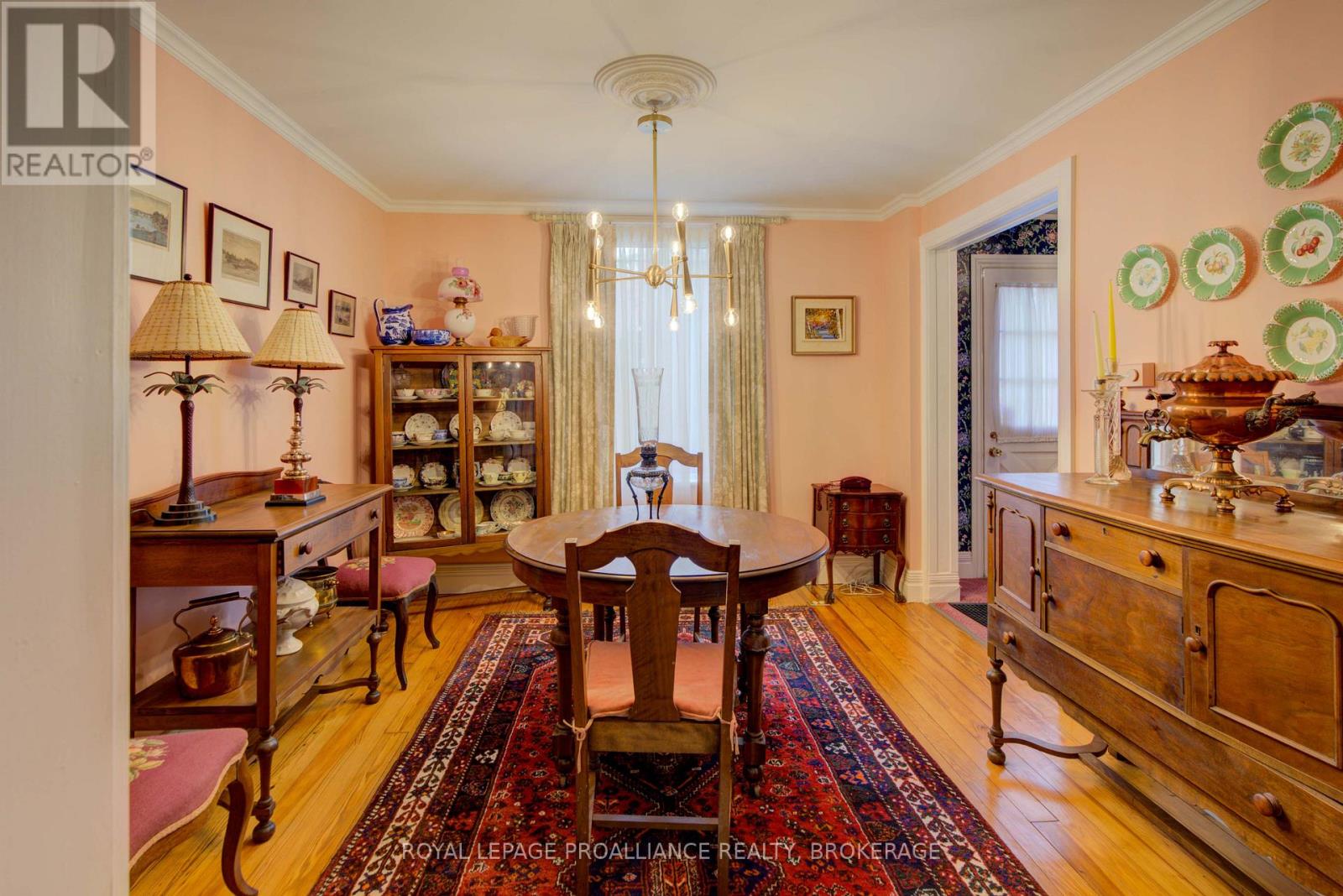21 Osborne Street, Gananoque, Ontario  K7G 2N4 - Photo 24 - X12476836