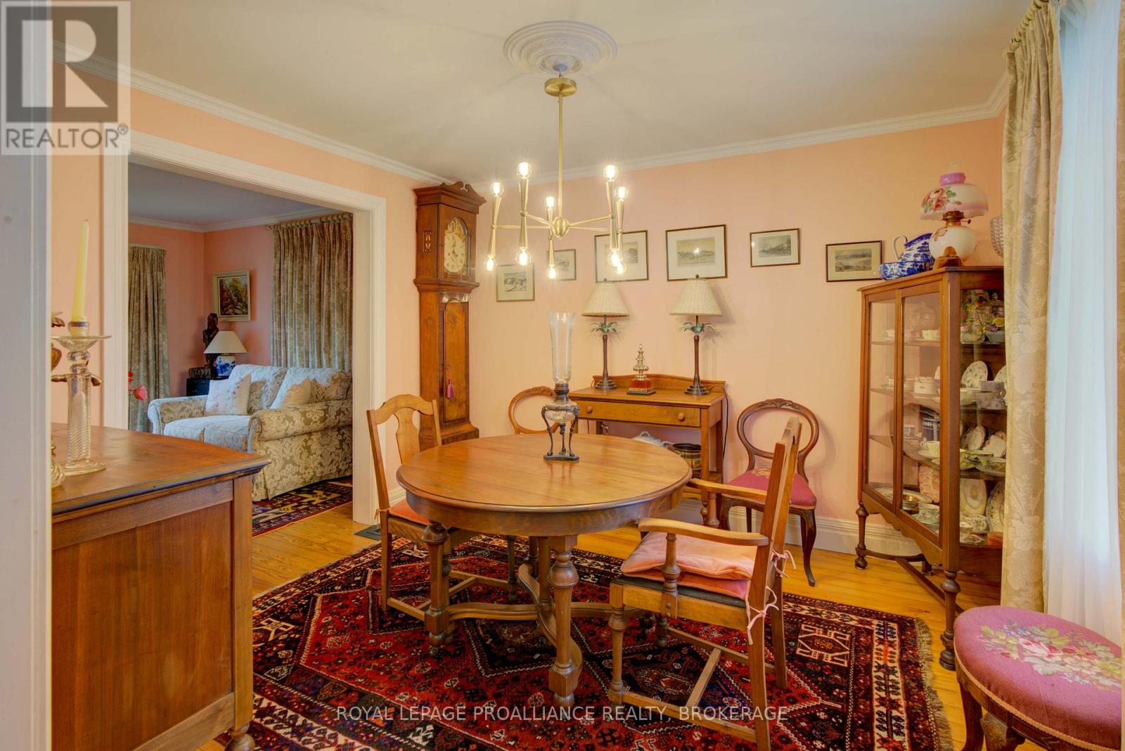 21 Osborne Street, Gananoque, Ontario  K7G 2N4 - Photo 25 - X12476836
