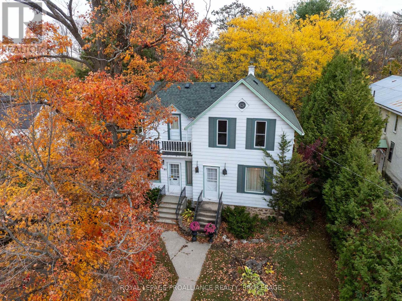 21 Osborne Street, Gananoque, Ontario  K7G 2N4 - Photo 4 - X12476836