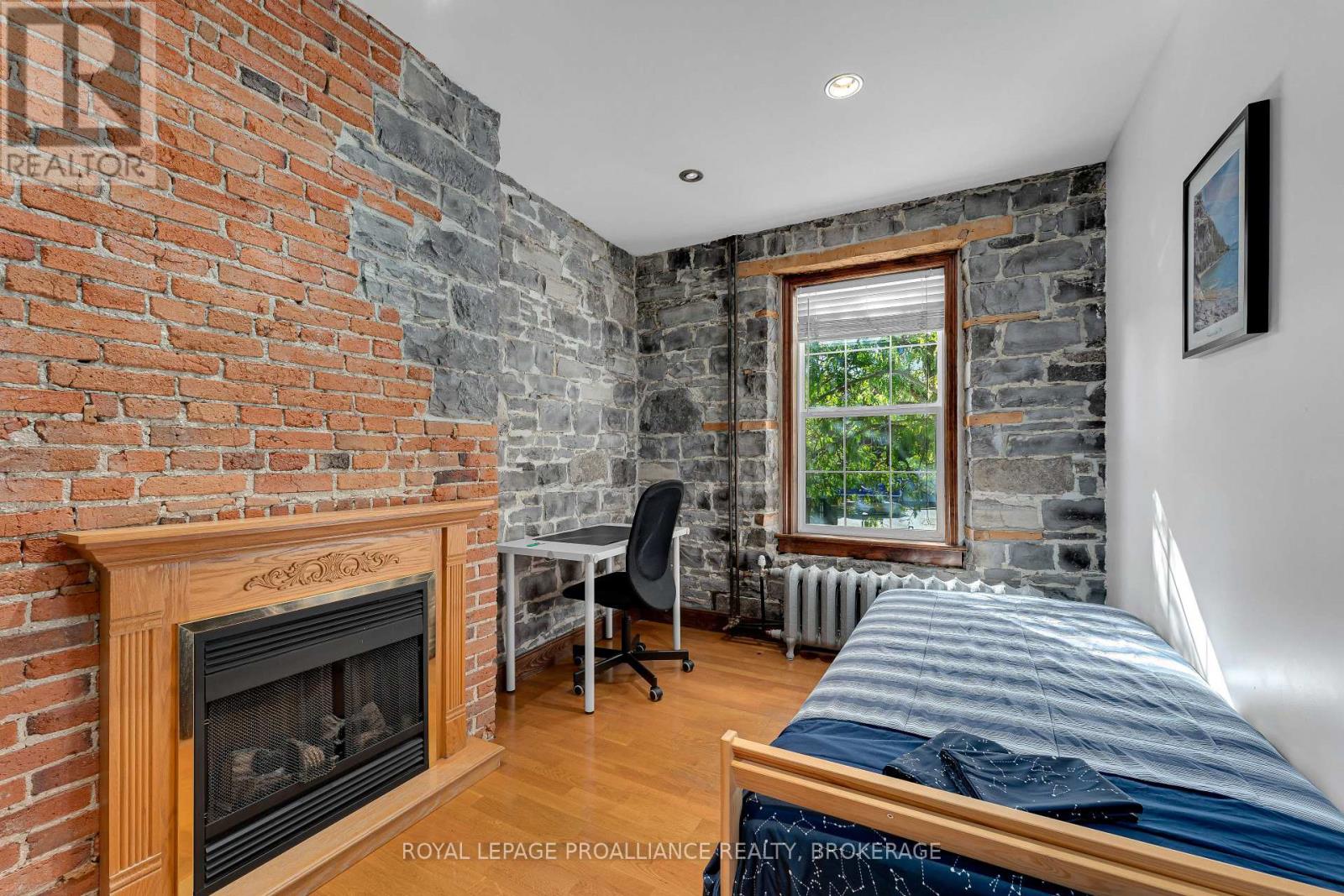 153-155 Brock Street, Kingston (Central City East), Ontario  K7L 1S2 - Photo 18 - X12476911