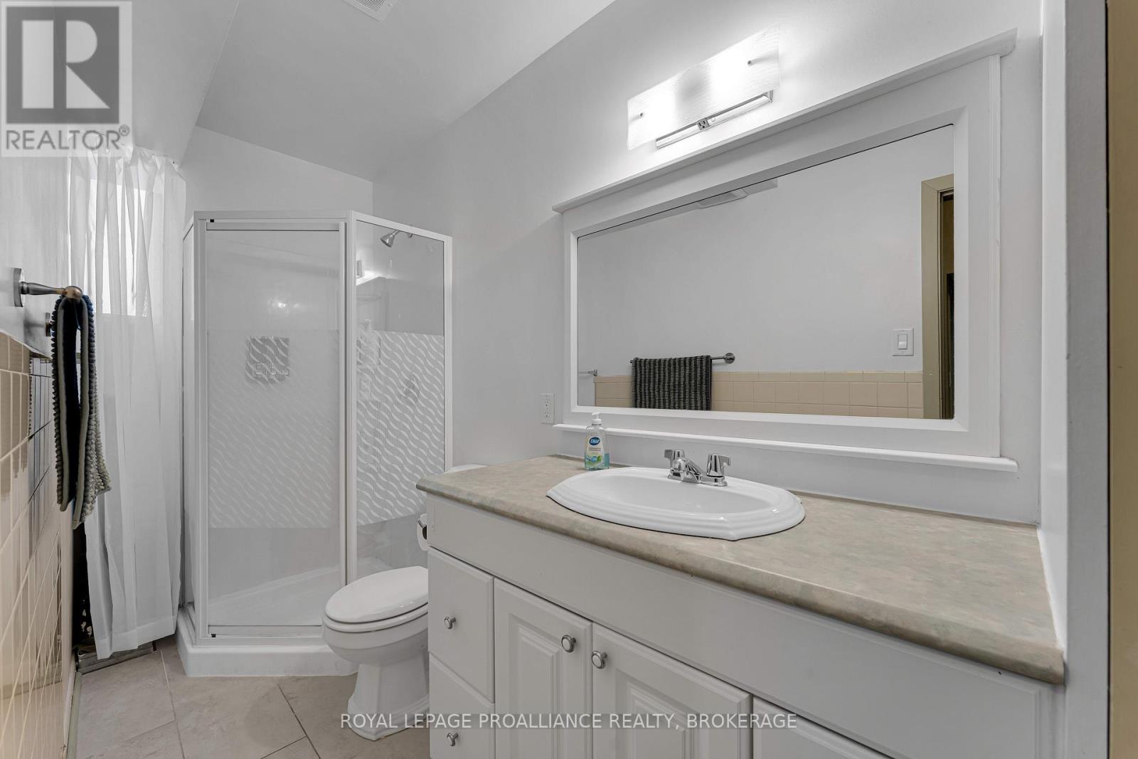 153-155 Brock Street, Kingston (Central City East), Ontario  K7L 1S2 - Photo 24 - X12476911